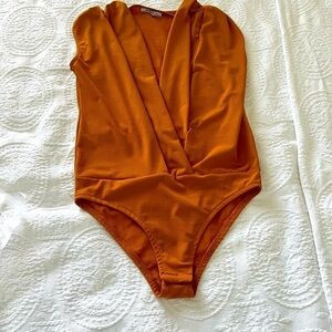 Zara V-Neckline bodysuit | Poshmark