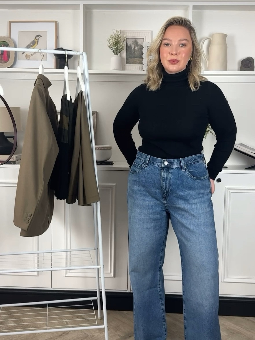  6 timeless basics from @uniqloeurope to help build your autumn / winter capsule wardrobe as we transition to the new season #lifewear 

@uniqloeurope are my absolute go to for basics all year round, especially with the technology they use for temperature regulating pieces. Autumn / winter is no exception as the Heat Tech technology and merino wool pieces take the limelight! 

I’m wearing a large in all items apart from the jeans which are a 32inch waist 29inch leg which are a perfect length as I’m only 5ft 2 and a half, the trousers are a little longer on me so perfect with heeled boots but I’ll have them taken up slightly to wear with flats 

#LTKworkwear #LTKmidsize #LTKautumn