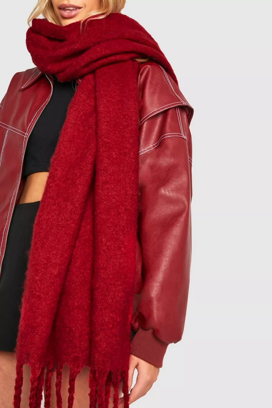 Écharpe oversize à franges | Boohoo.com (FR)