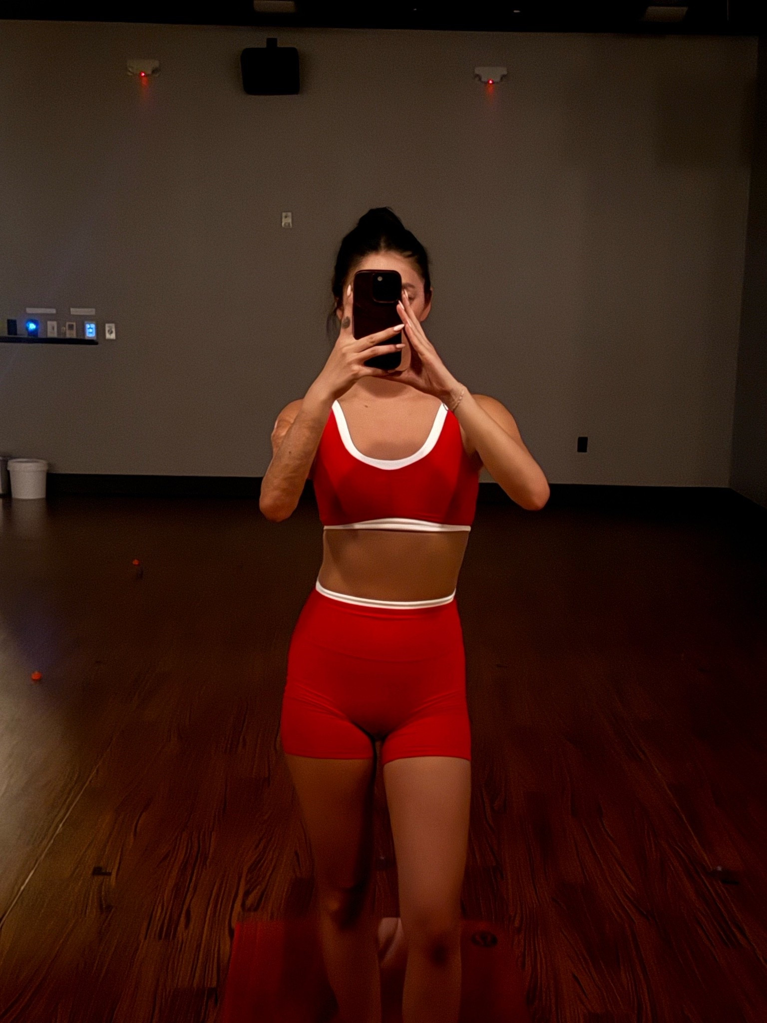 Abercrombie $50 off $150 this weekend using the code WKNDREADY 

Also these studioflex YPB sets are my favorite - lululemon dupes!!