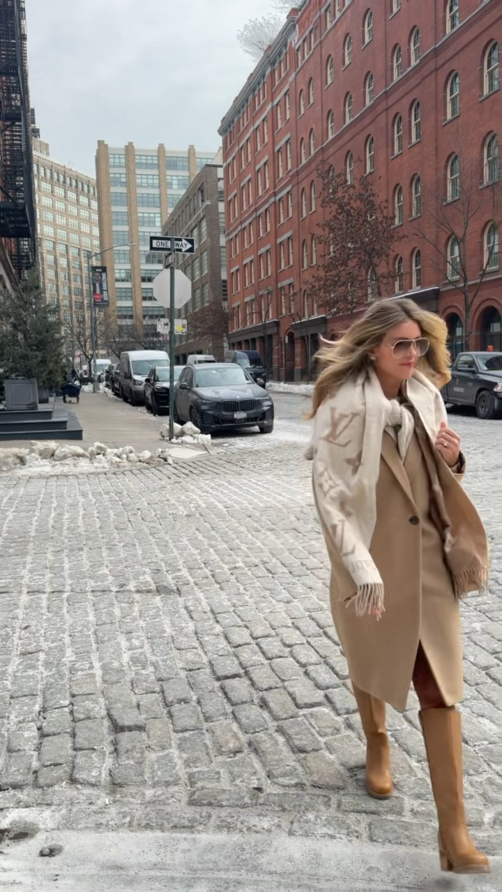 Today’s outfit for NYFW! 
Avec les filles dress 
Aritzia coat 
Miu miu sunglasses 
Louis Vuitton scarf
Blondo boots
Chanel purse 

#LTKootd #LTKOver40 #LTKNYFW