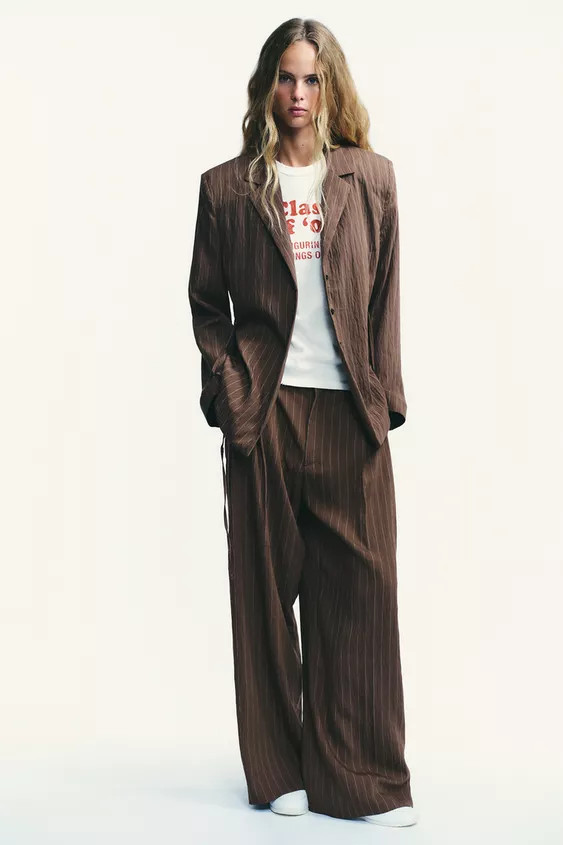 DOUBLE PLEAT FLAP PANTS | Zara US