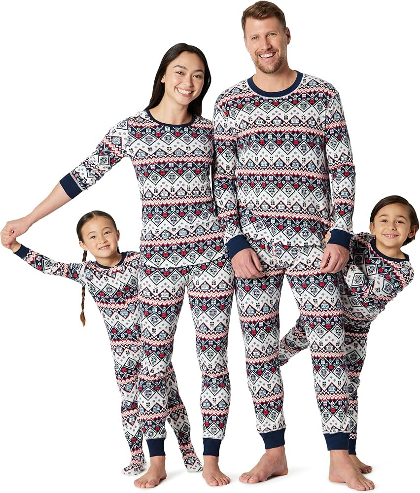 Amazon Essentials Matching Holiday Family Pajama Sets | Amazon (US)