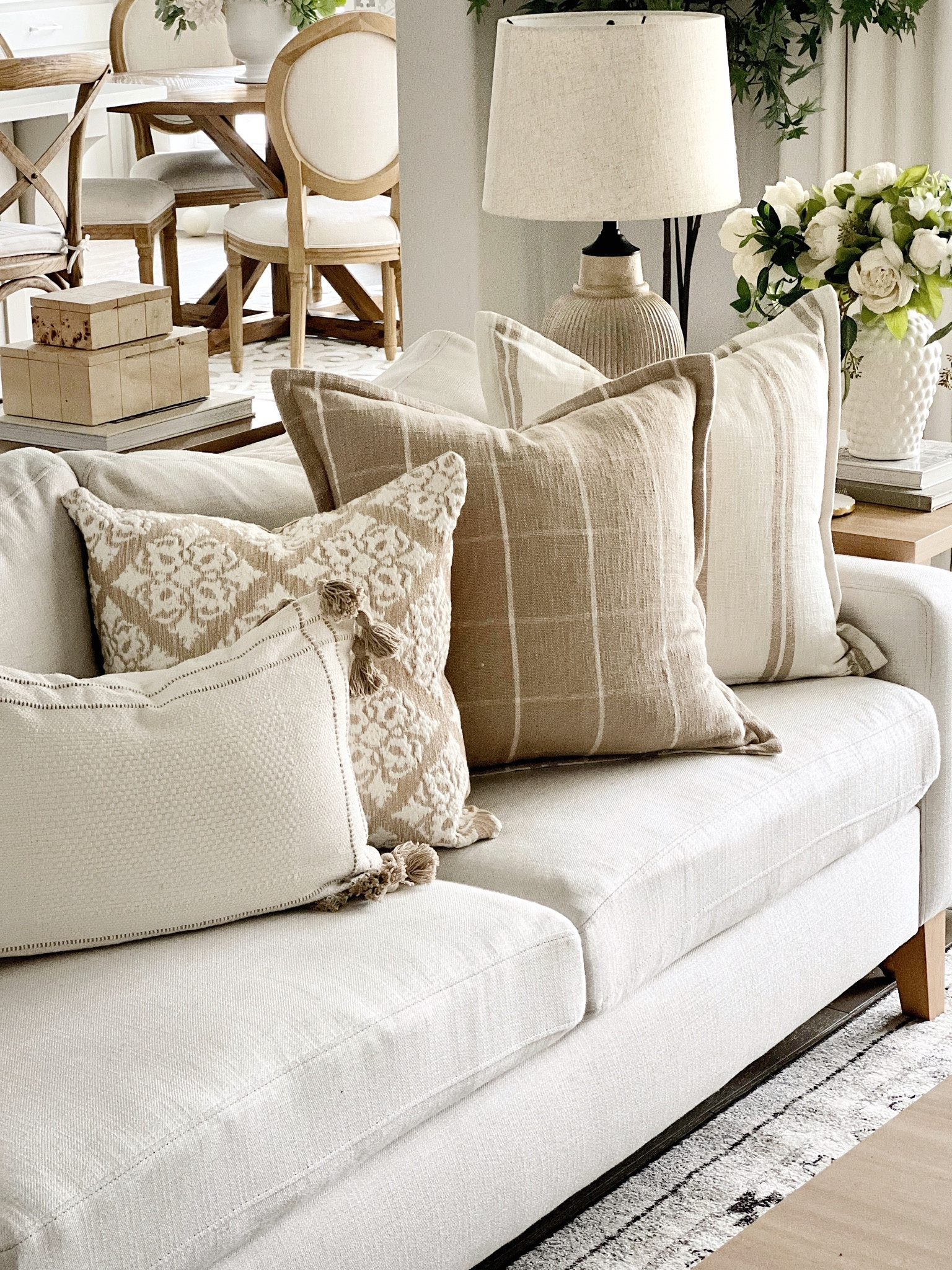 New spring pillow combo, neutral pillows 

#LTKSeasonal #LTKstyletip #LTKhome