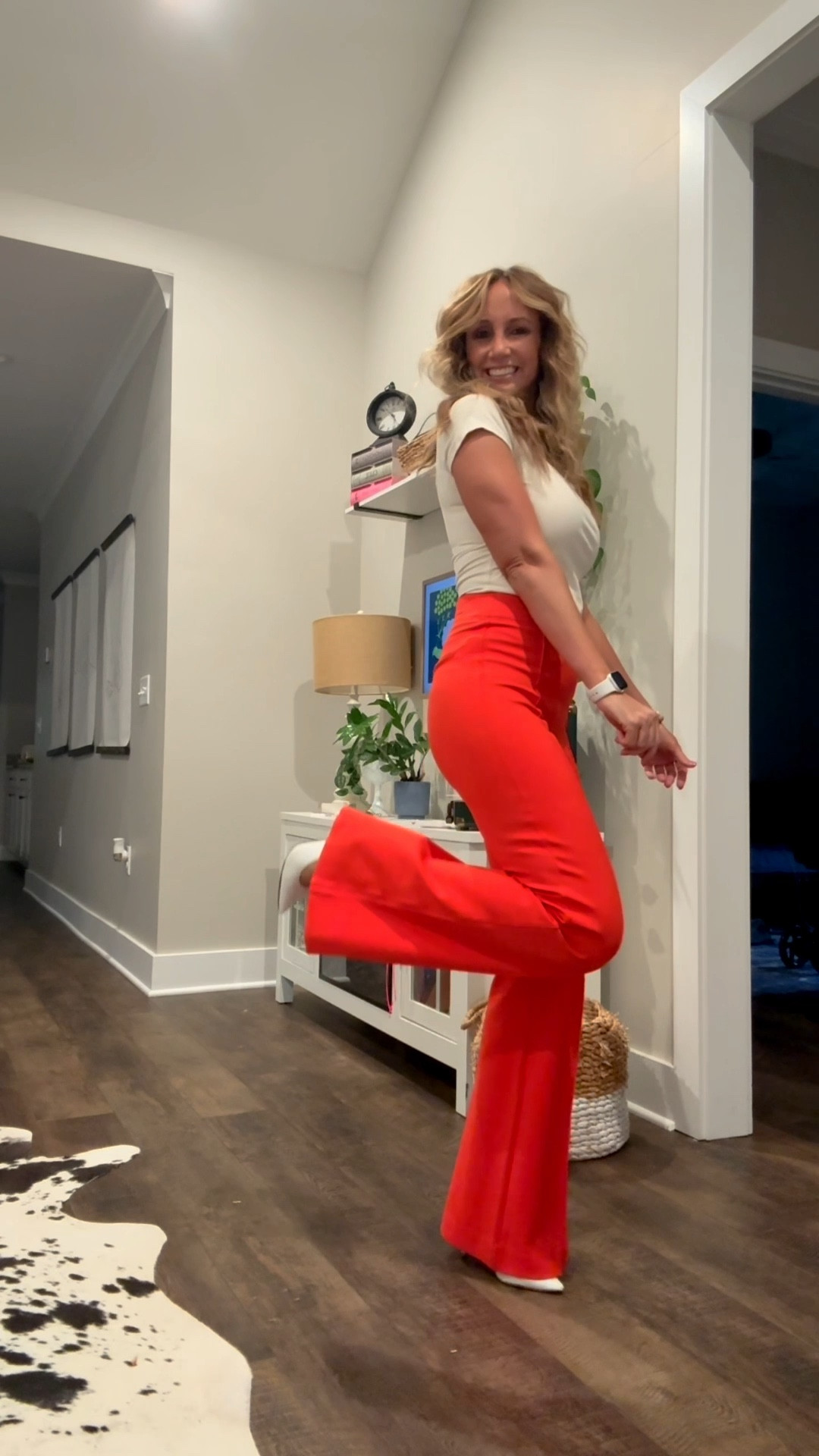 New addition to my closet. I now have these pants in 4 colors!! This poppy color is ::chef’s kiss::

125lbs | 5’3 | size small | TTS

#LTKootd #LTKWorkwear #LTKOver40
