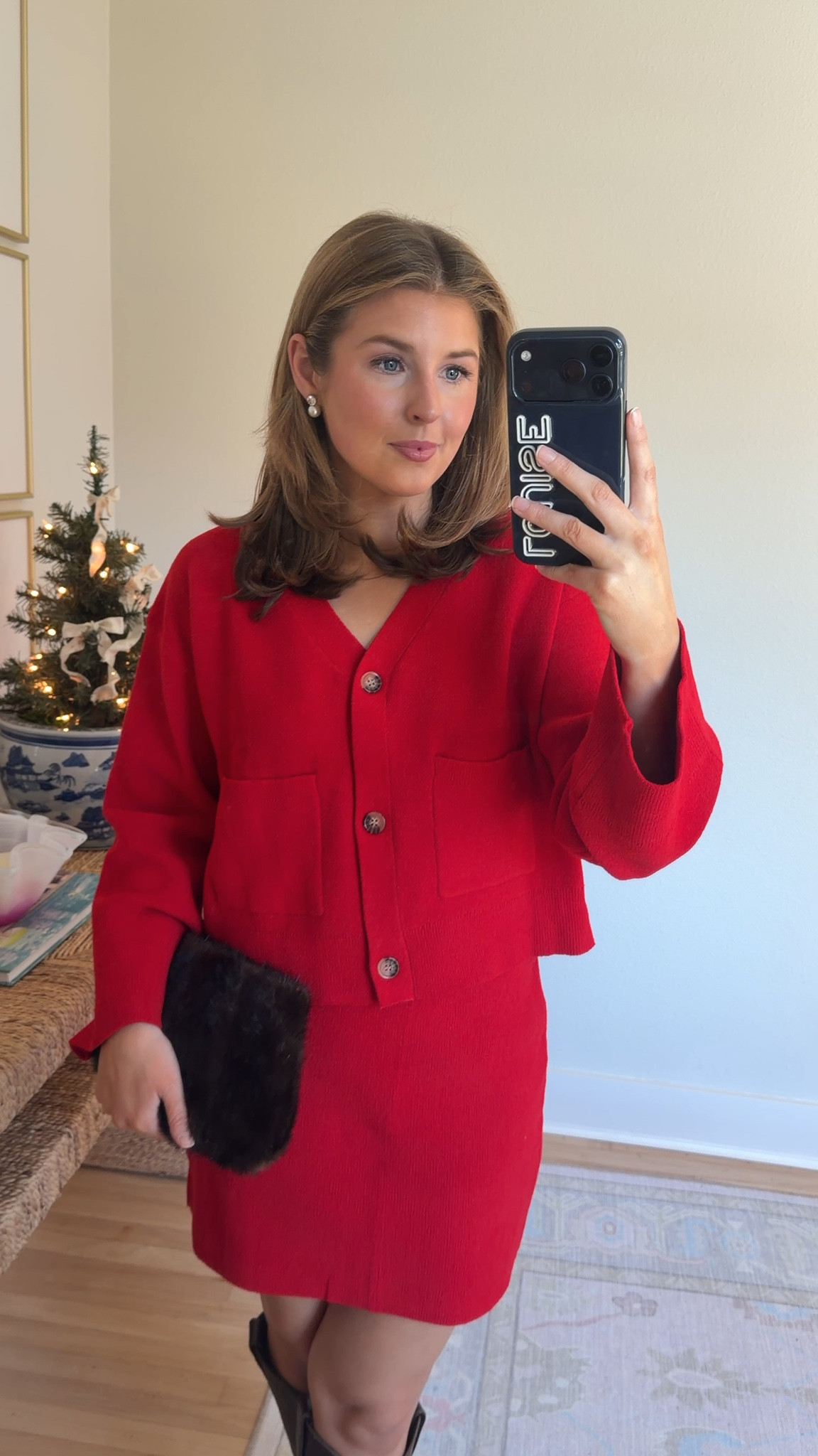 Dressy casual Christmas outfit! Wearing a S