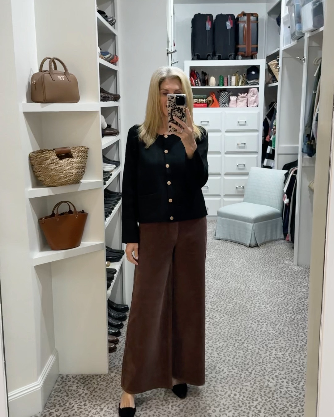 NEW pieces from Social Threads. 
Wearing size S or 27.
Fit is TTS

#LTKOver40 #LTKVideo #LTKFindsUnder100