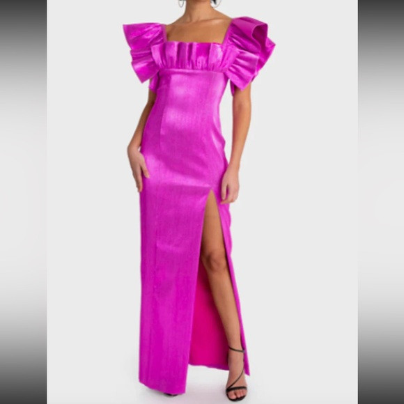 Black Halo Prince Metallic Ruffle-Sleeve Gown Fuchsia never worn new with tags. | Poshmark
