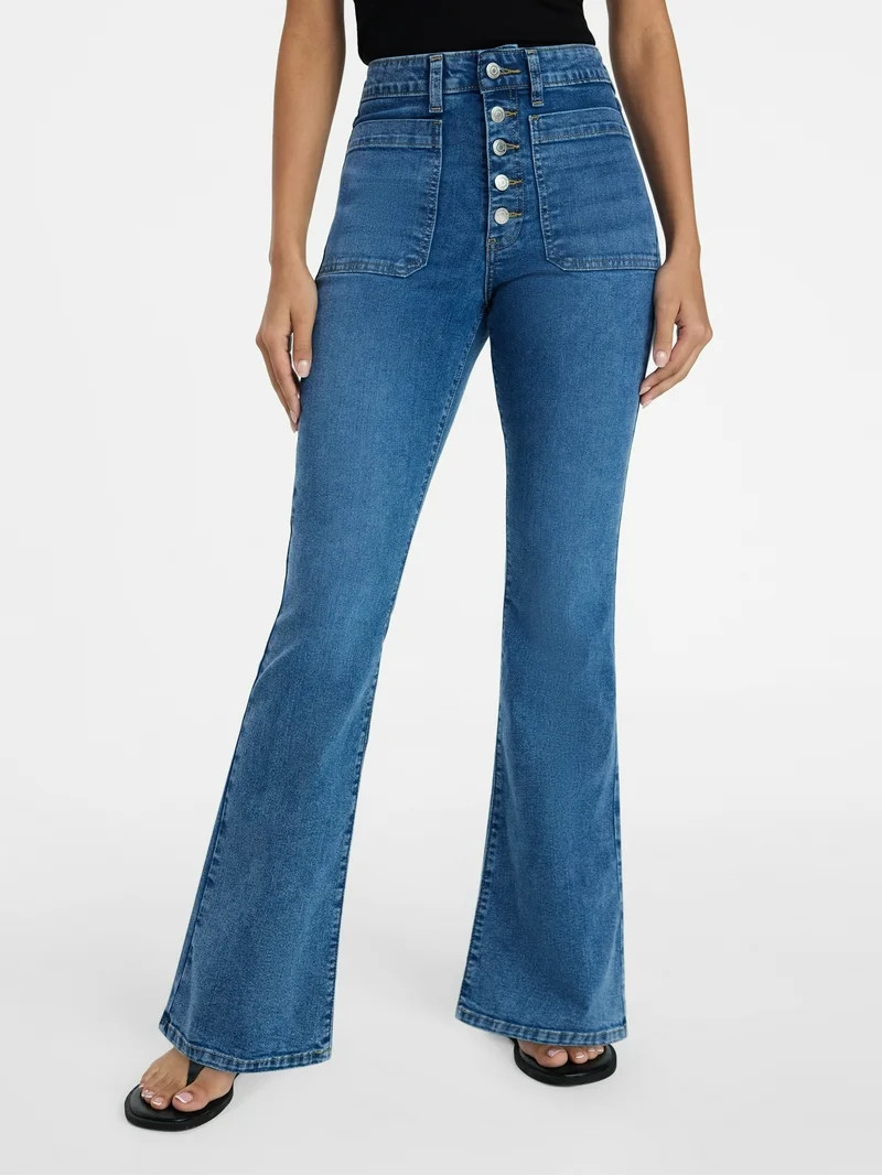 Time and Tru Women's Patch Pocket Flare Jeans, 31" Inseam, Sizes 0-22, 0L-22L | Walmart (US)