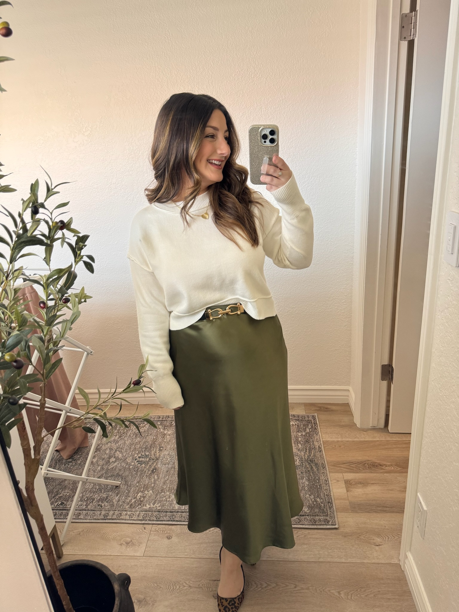 Fall outfit for any occasion! 

Satin skirt size medium
white sweater size small

Petite friendly, Amazon finds, fall fashion 

#LTKSeasonal #LTKFindsUnder50 #LTKStyleTip