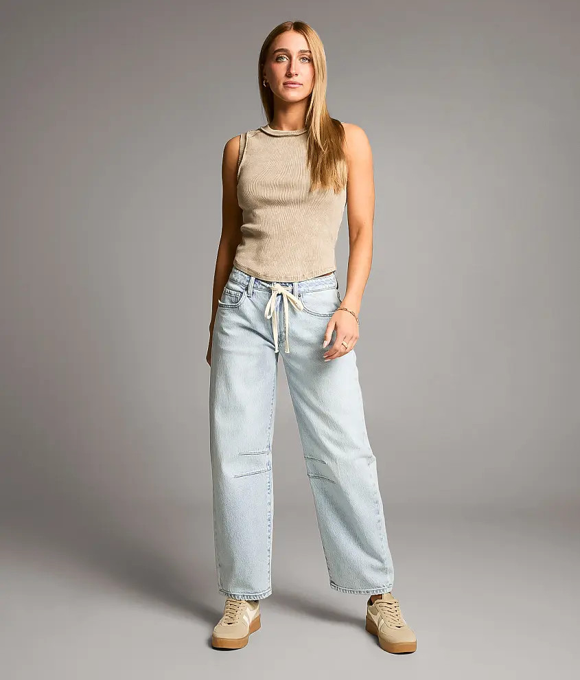 Taylor Low Slung Horsehoe Stretch Jean | Buckle