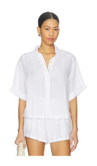 PQ Linen Button Up Top in White. Taglia XS/S. Also in M/L. | Revolve Clothing (Global)