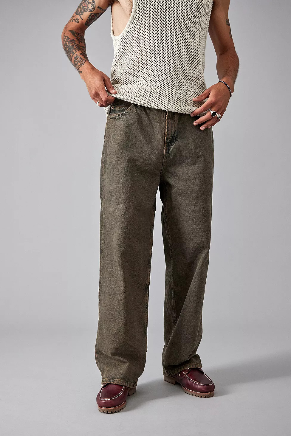 BDG – Braun getönte Jeans „Jack" | Urban Outfitters (EU)