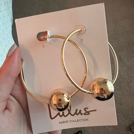 Cute new earrings from Lulu’s, gold earring, 14k gold hoop earrings, under $30



#LTKstyletip #LTKfindsunder50 #LTKFestival