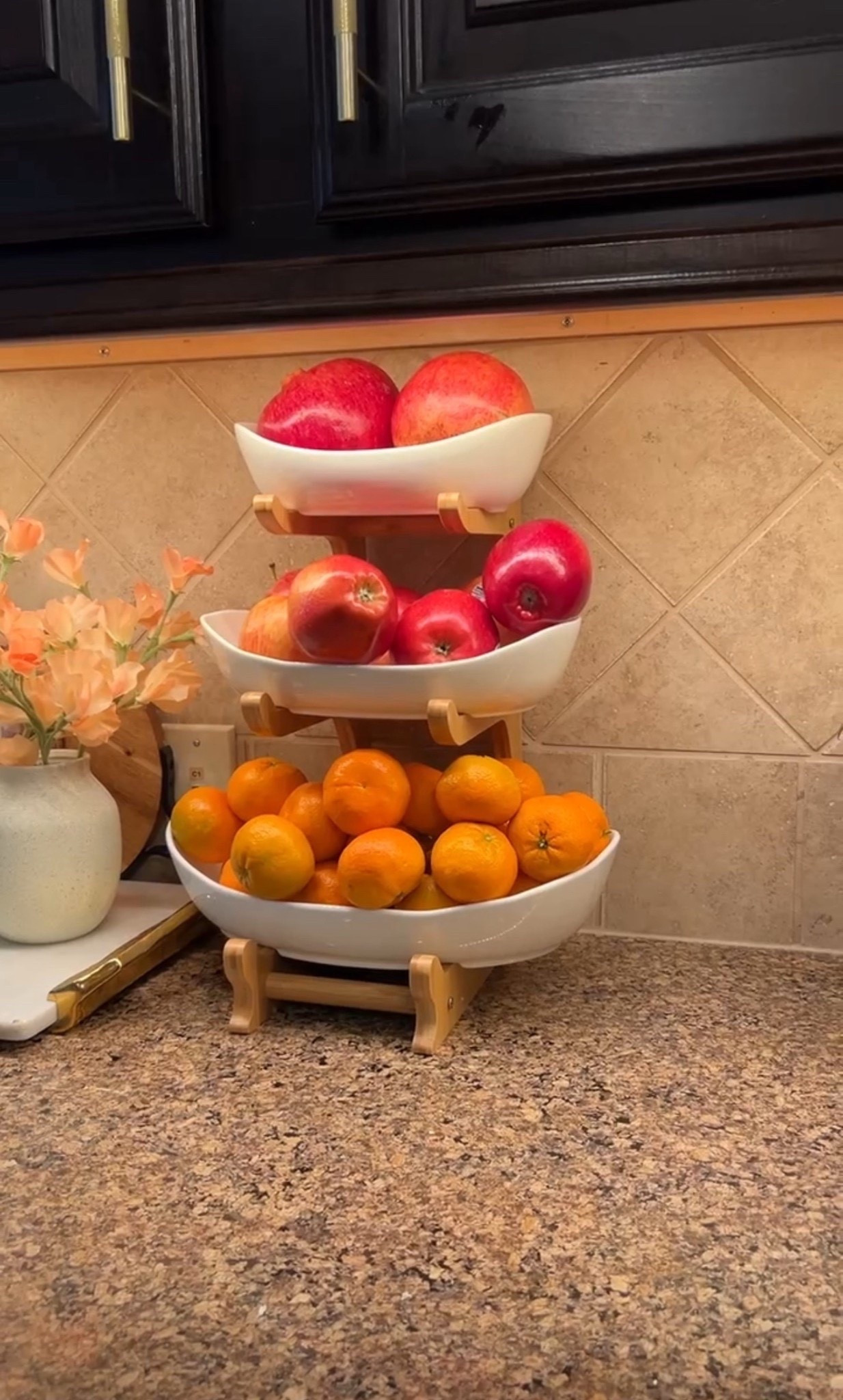 This fruit organizer is both aesthetically pleasing and great for keeping fruit separated. 

#LTKmomlife #LTKHome