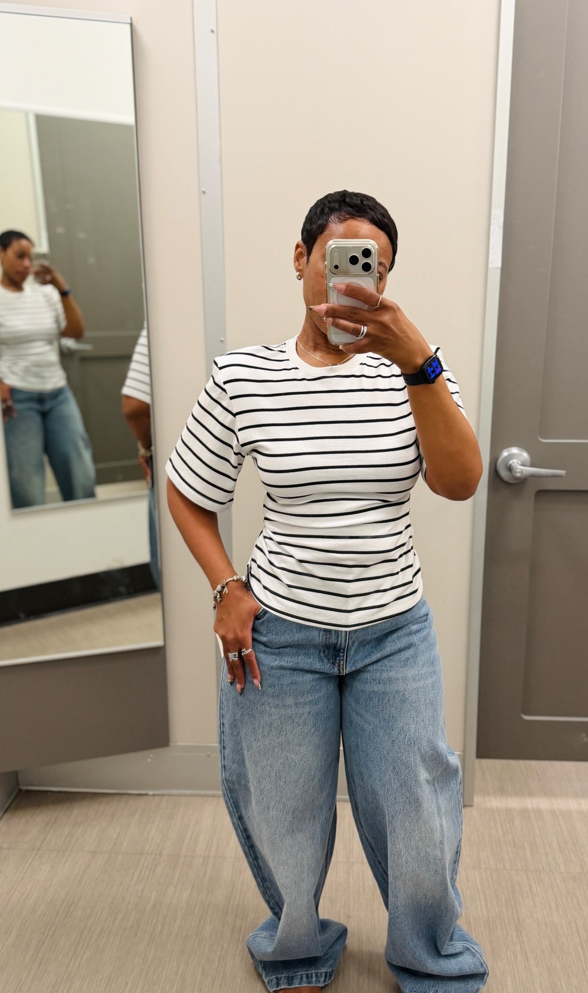 LOVE  this shirt, it has a fitted tailored look. The puff sleeves don’t really bother me, I am wearing a size small.

The jeans are a size 6, I love the look just wish they were shorter. 

#LTKPetite #LTKootd #LTKSeasonal