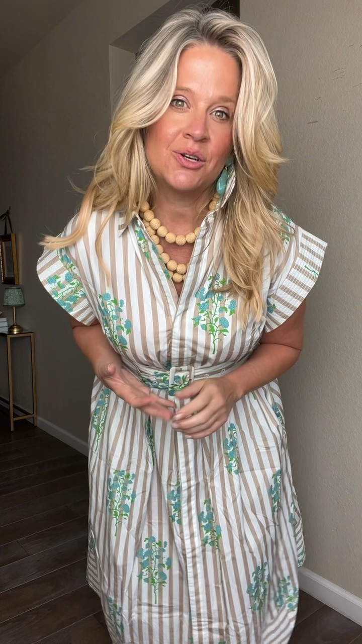 ✨Tap the bell, save and ❤️ for over 40 fashion, midlife style, midsize fashion and luxury looks for less. 

Belly? Hips? Have a hard time finding affordable fun summer outfits? Start here...

👑 Helping you look good, feel good.-Lindsey Denver   

Check back daily for belly-friendly style, confidence, and Outfit Physics™.

#LTKOver40 #LTKMidsize #LTKPlusSize

Comment SHOP below to receive a DM with the link to this post on my LTK ⬇ https://liketk.it/6goaX