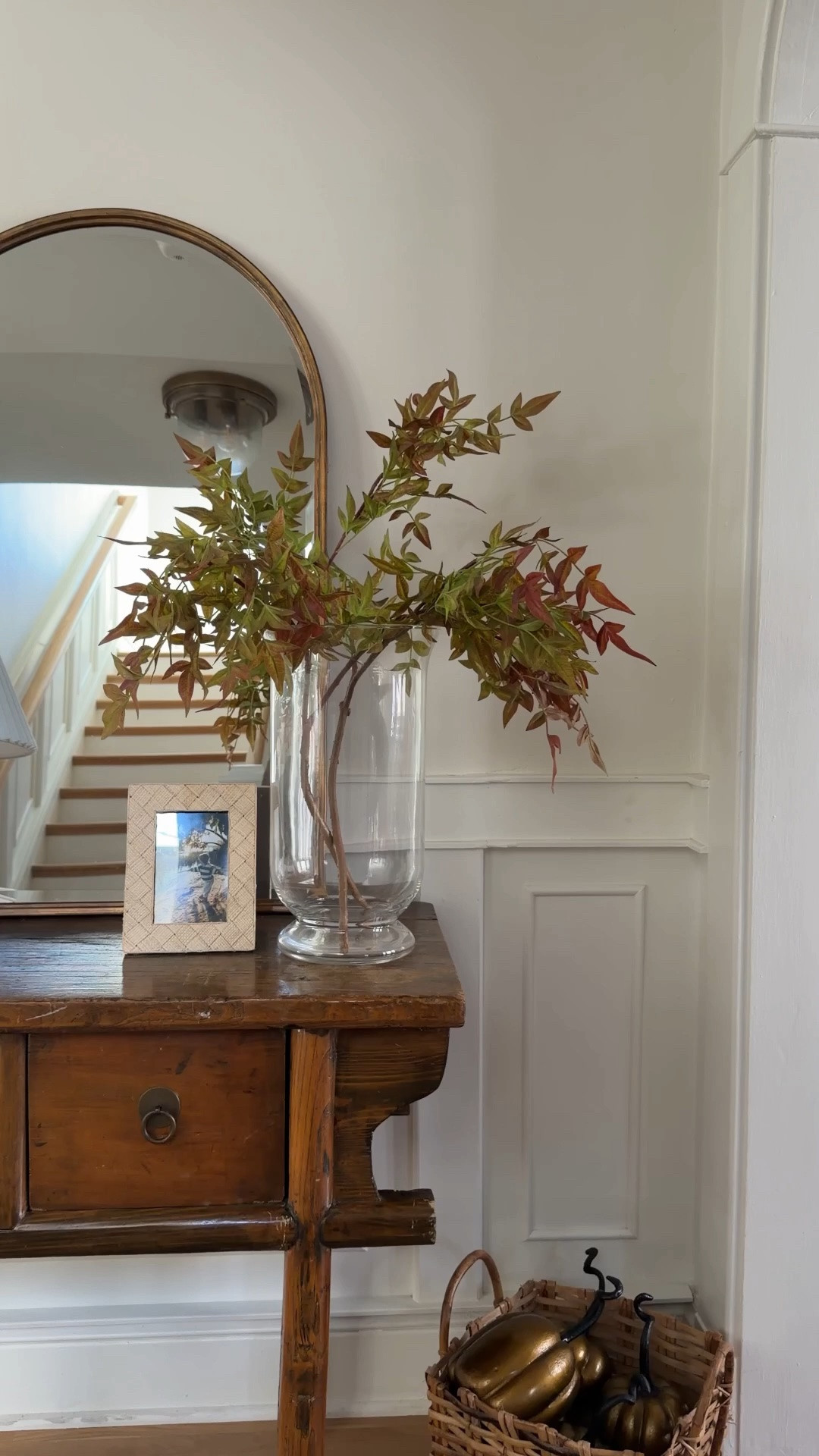 October hits and I instantly embrace fall. 🍂 These stems have been my staple seasonal swap for years and are the easiest way to make the house feel like October without changing a thing.

Even better, they’re currently on sale. Comment SHOP and I’ll send you everything you see here!