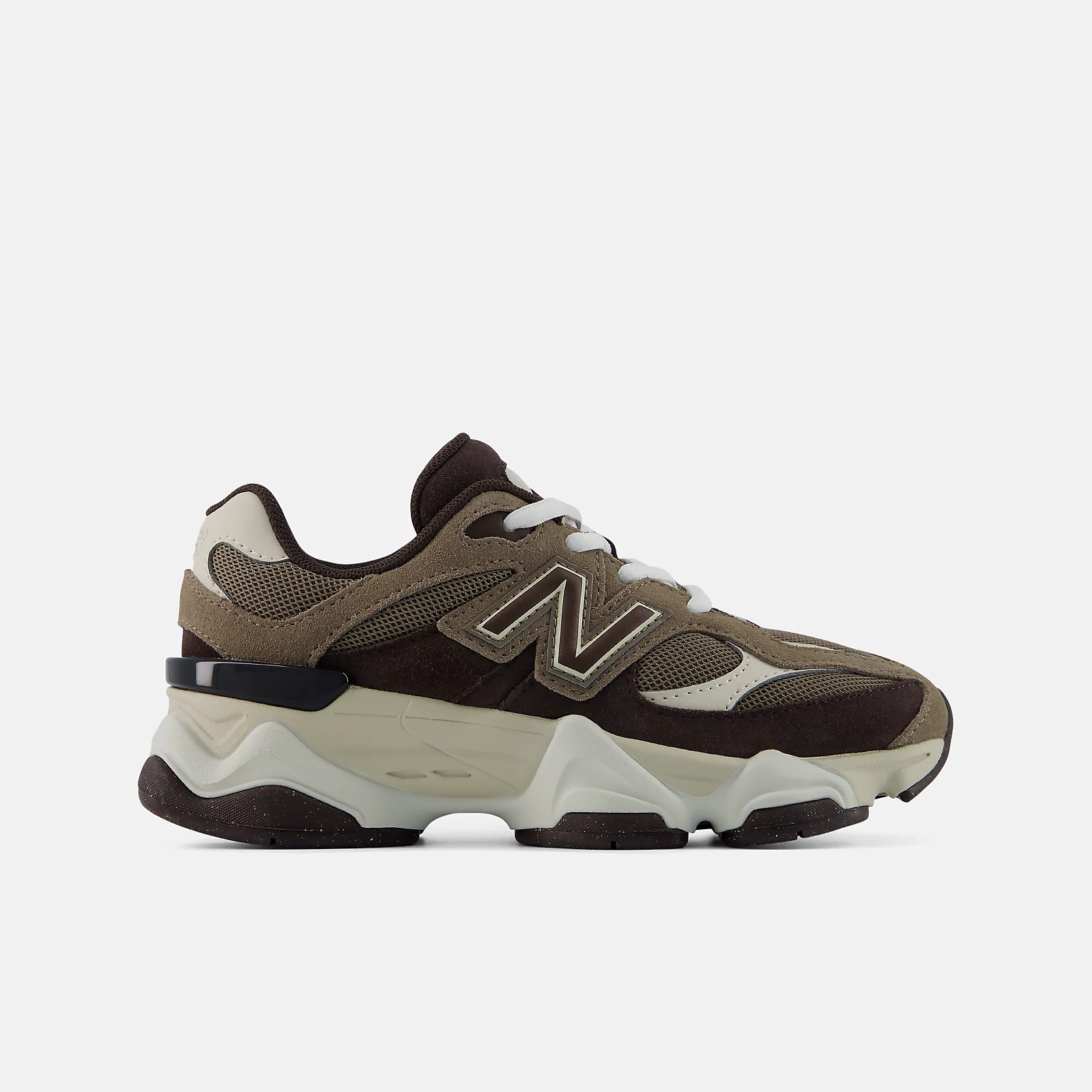 9060 Lace | New Balance Athletics, Inc.