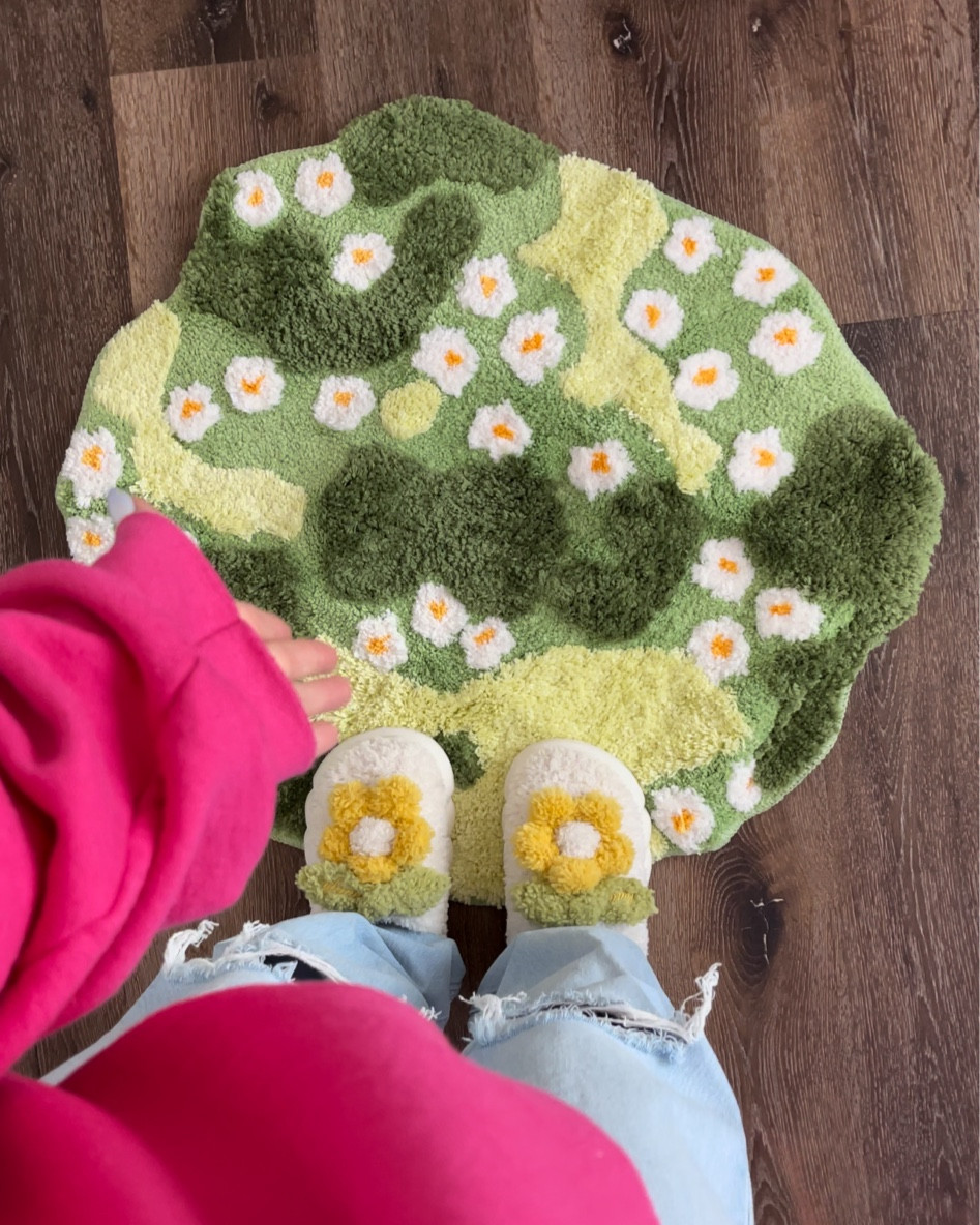 Aesthetic & cozy office decor & slippers for those who love nature and want to bring it into your office space!  #cozydecor #officedecor

#LTKhome