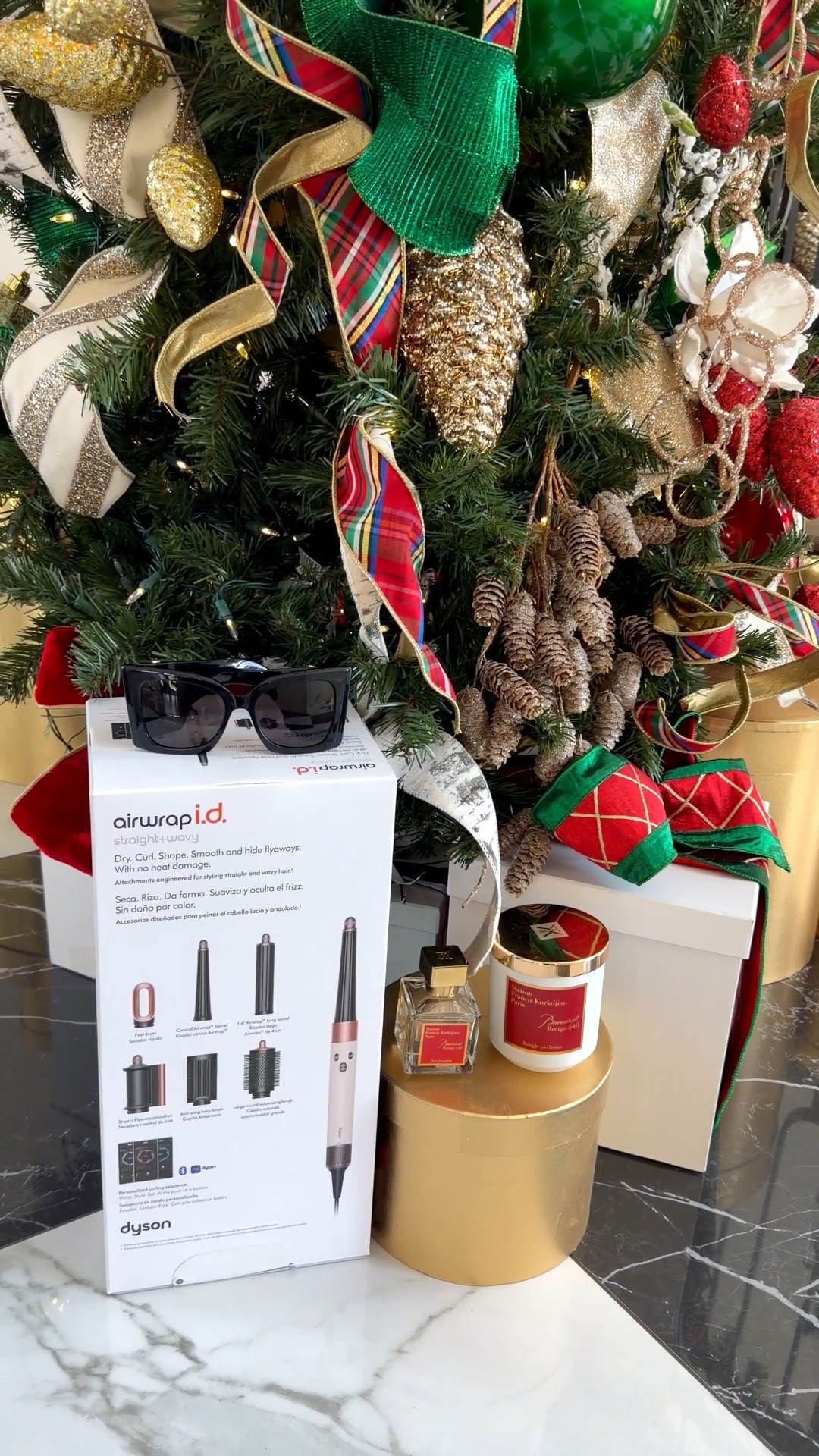 Macy’s is your one-stop shop for the most luxurious gifts of the season! Linking some of my favorite finds down below! @Macys #MacysPartner #MacysPartnerReel

#LTKGiftGuide #LTKSeasonal #LTKHoliday