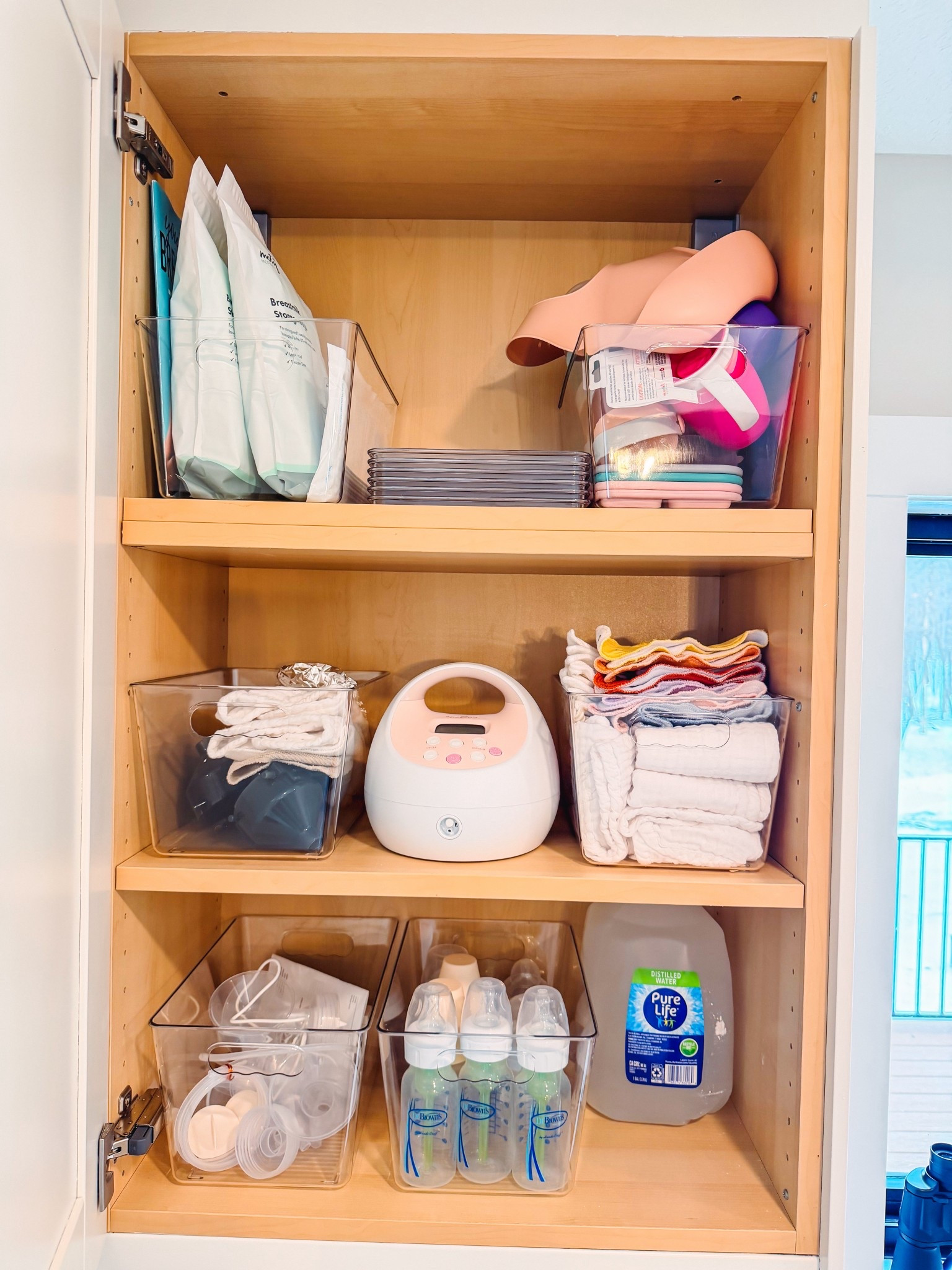 Love this organization bin set up for baby girls feeding area!! 

#LTKBump #LTKBaby #LTKdayinmylife