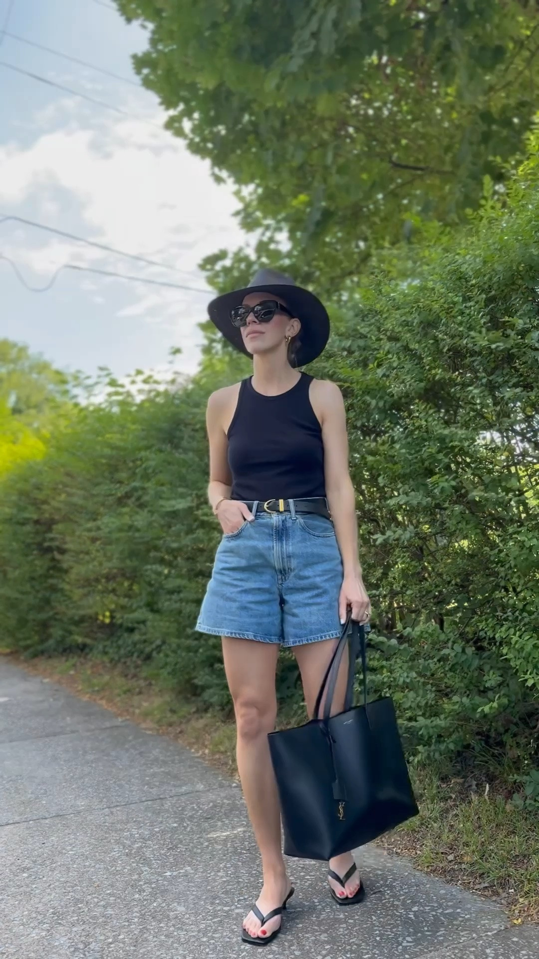 Minimal summer outfit, 90’s style, tank top with denim shorts, @Madewell denim shorts, black straw hat

#LTKSeasonal #LTKOver40 #LTKxMadewell