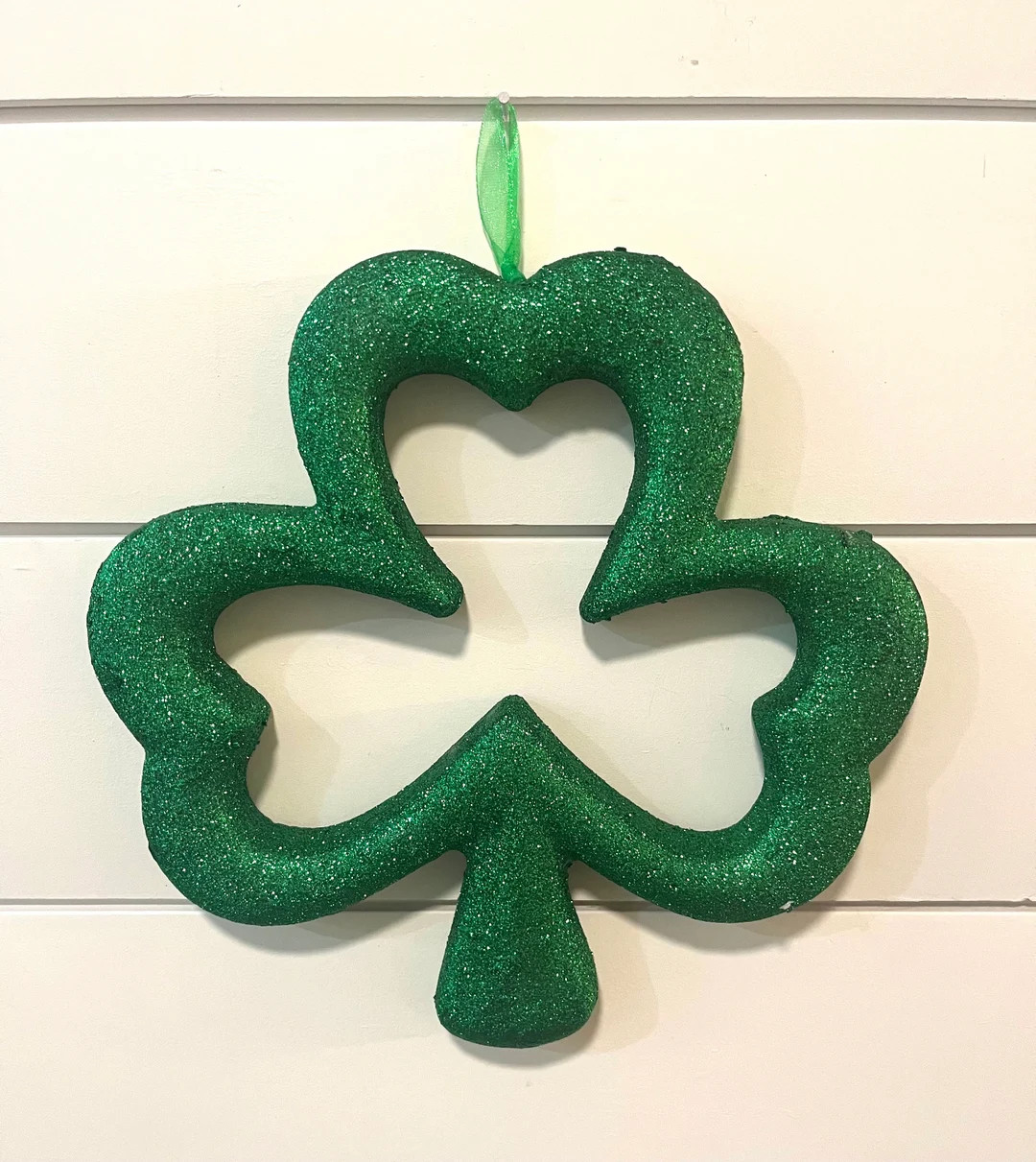 St.patricks Day Decoration Green Glitter 3-leaf Clover Sign-wall Decor-sparkling Wreath Decoratio... | Etsy (US)