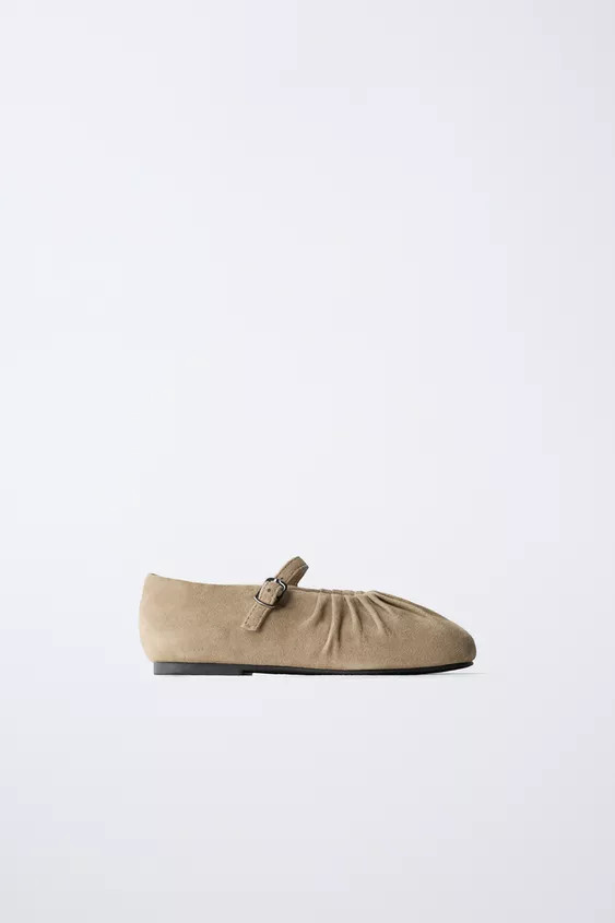 LEATHER BALLET FLATS | Zara US