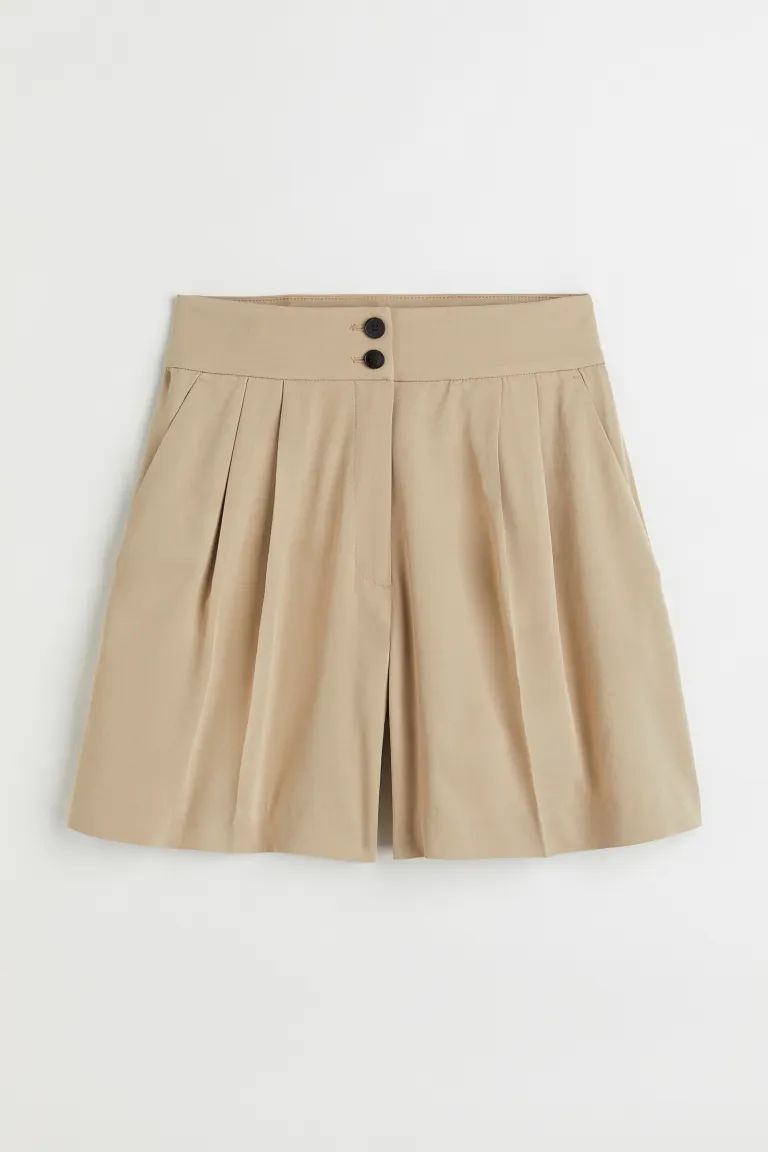 Relaxed-fit, wide-cut shorts in twill made from a linen and viscose blend. High waist with pleats... | H&M (US)