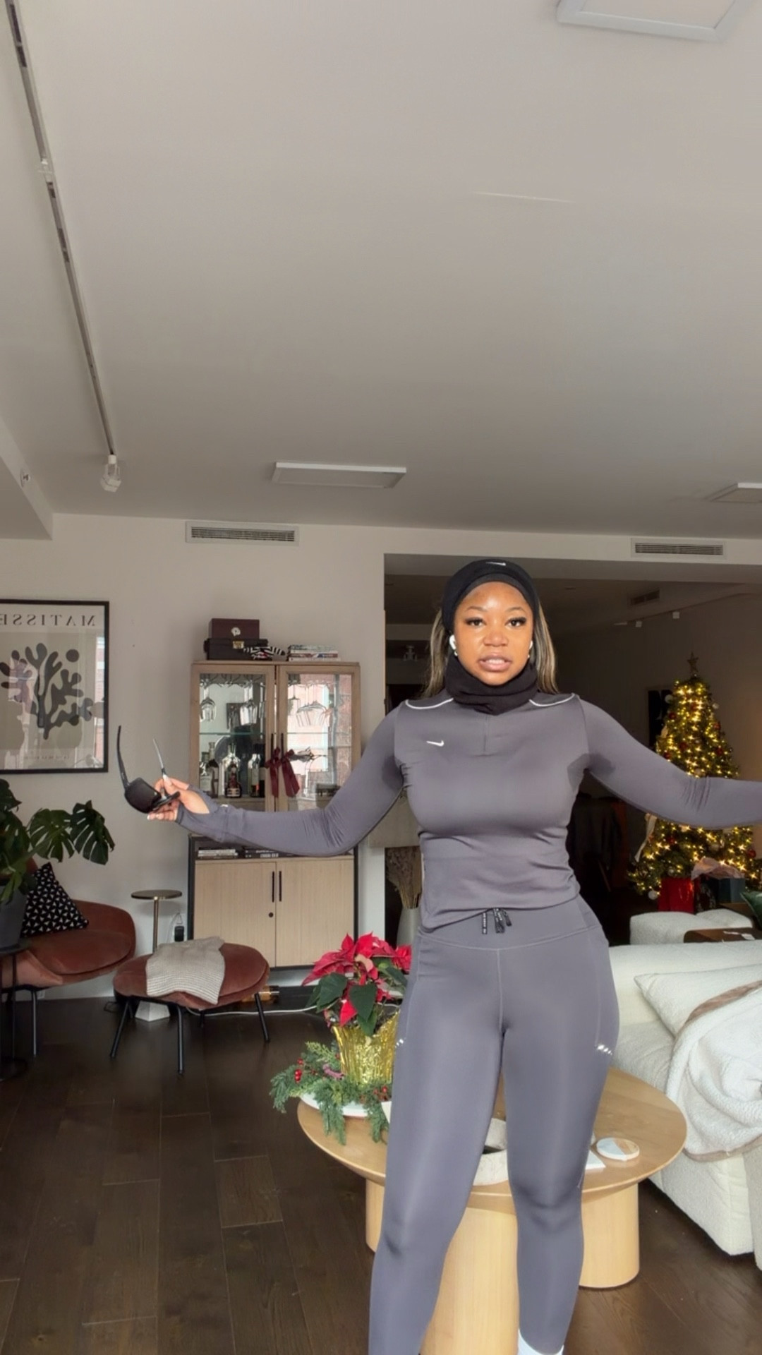 On sale set. Extra 25% with code STRONG in app. Running ootd. Medium tops large bottoms  

#LTKselfcare #LTKmorningroutine #LTKActive