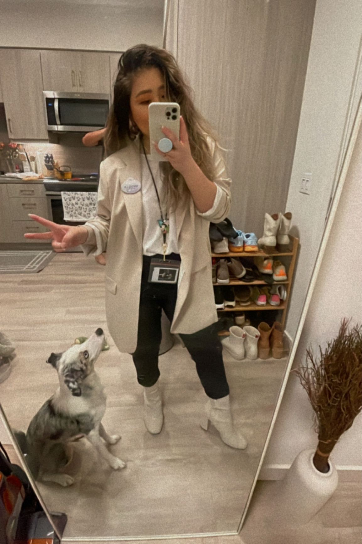 Obsessed with this H&M blazer! I went with a size Large for a looser fit. I’m usually a medium 💛

#LTKworkwear #LTKBacktoSchool #LTKFind