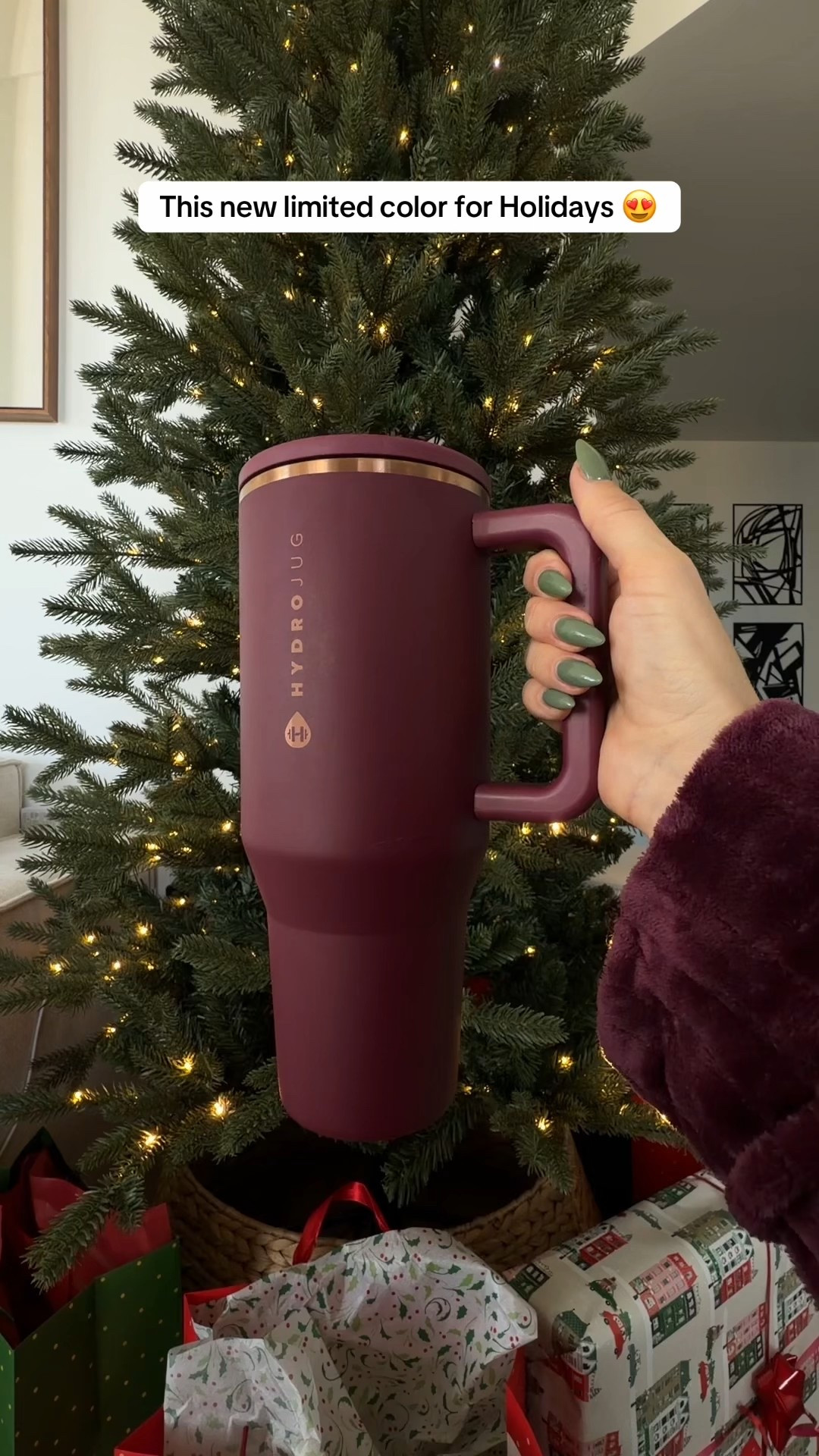 Holiday gift idea burgundy Hydrojug 

#LTKActive #LTKGiftGuide #LTKHoliday
