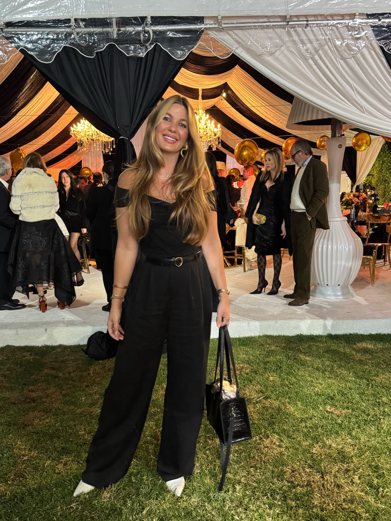 Top: medium 
Pants: 8
Booties: TTS
Also tagged key makeup including Sweed Cindy liner (use Rachel -20 for 20% off) and Armani 503 lipstick (sold out most places but one!) 💄

#LTKHoliday #LTKBeauty #LTKStyleTip