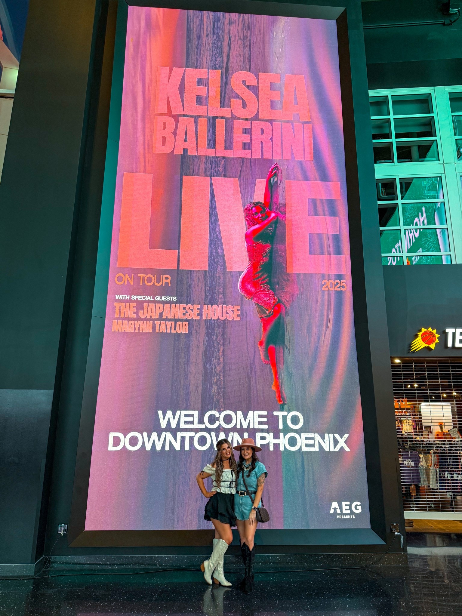 OOTN Concert Edition ✨

#ThePost #ShesAPostie #Boots #Concerts #ConcertOutfit #CountryConcert #CountryConcertOutfit #Amazon #GirlsNight 

#LTKFindsUnder100 #LTKStyleTip #LTKShoeCrush