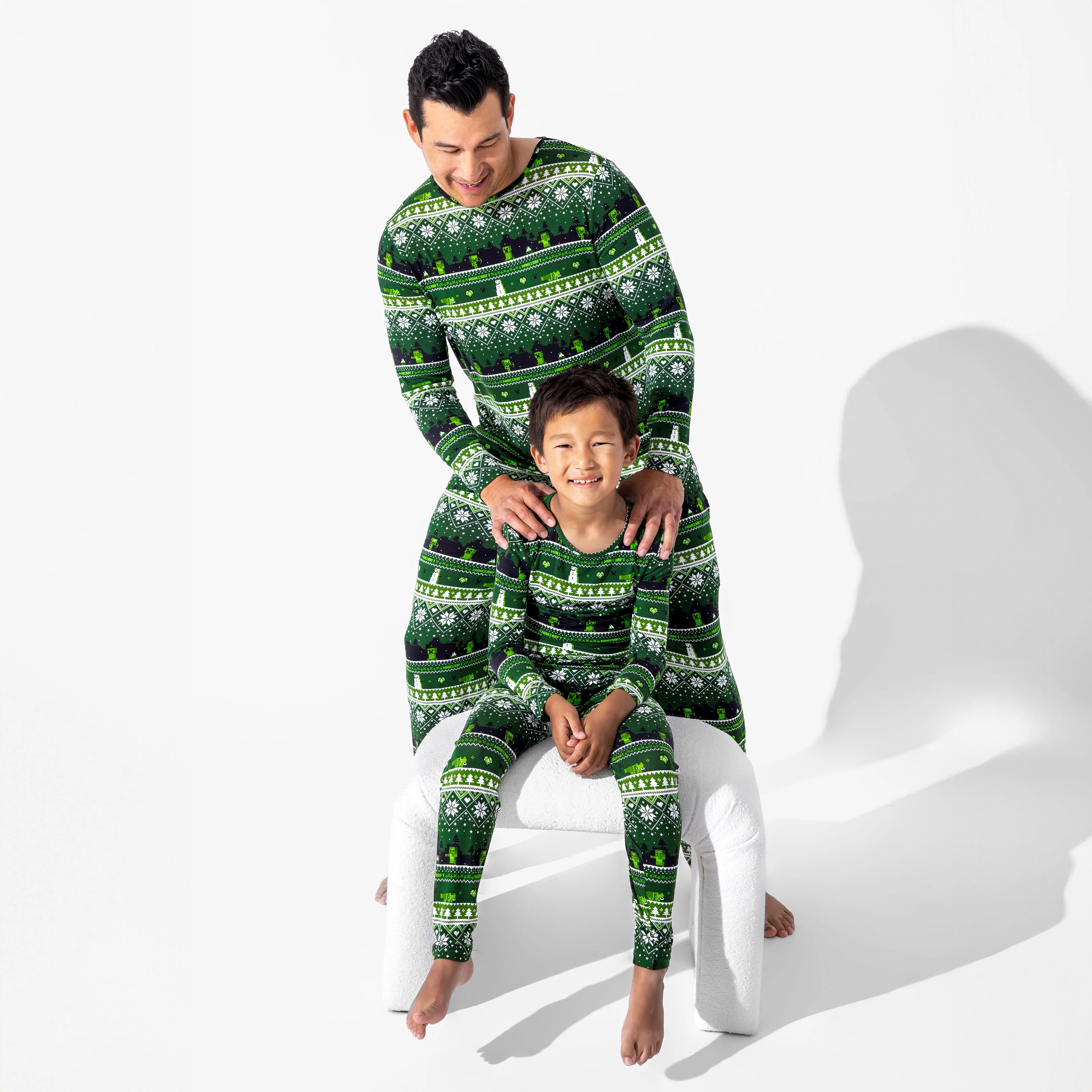 Minecraft Creeper Holiday Bamboo Men's Pajama Set | Bellabu Bear
