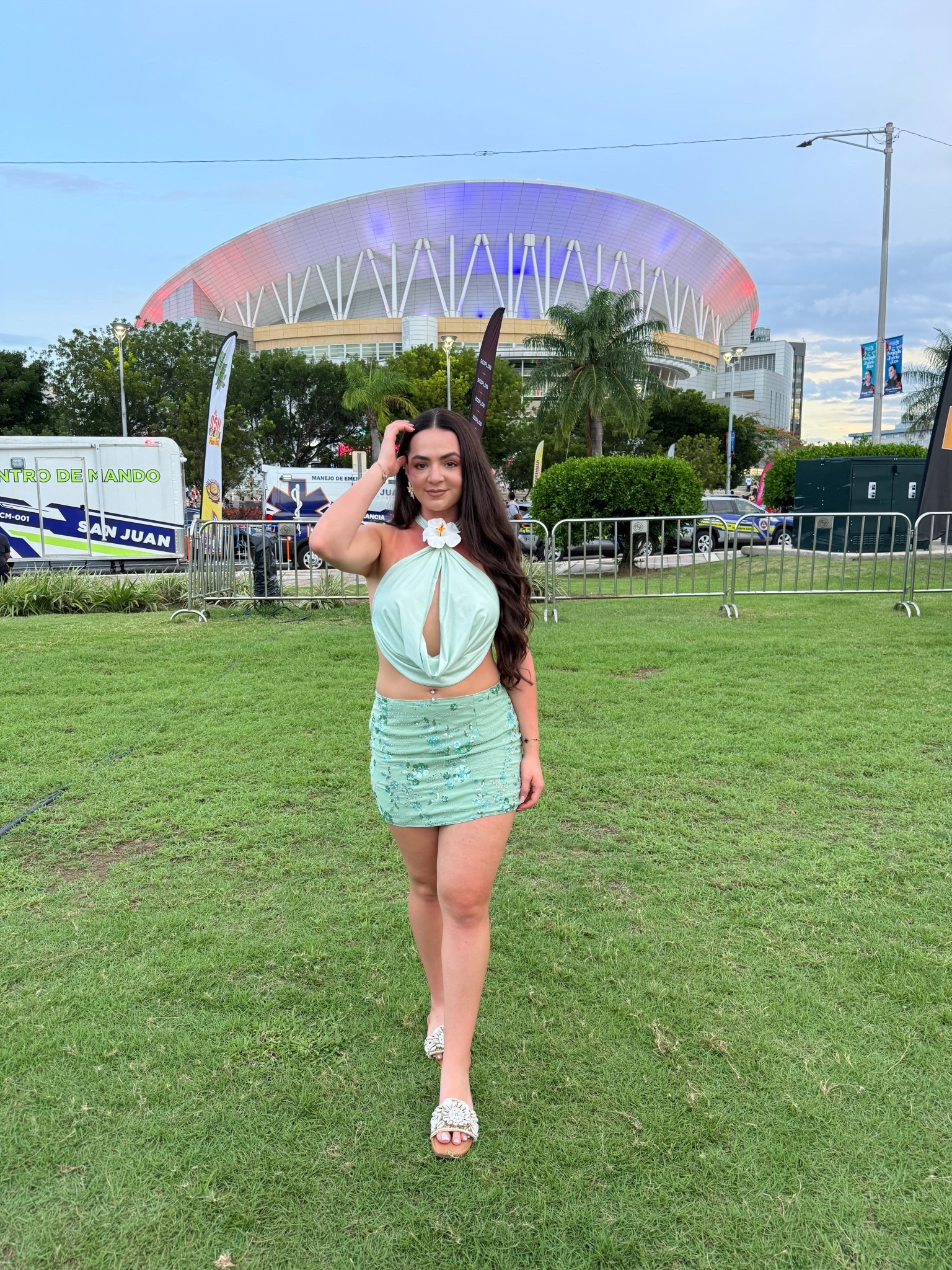 Loved this mint look for the Bad Bunny concert in PR 💃🏽


Concert outfit halter top outfit beach outfit vacation outfit 

#LTKStyleTip #LTKFindsUnder50