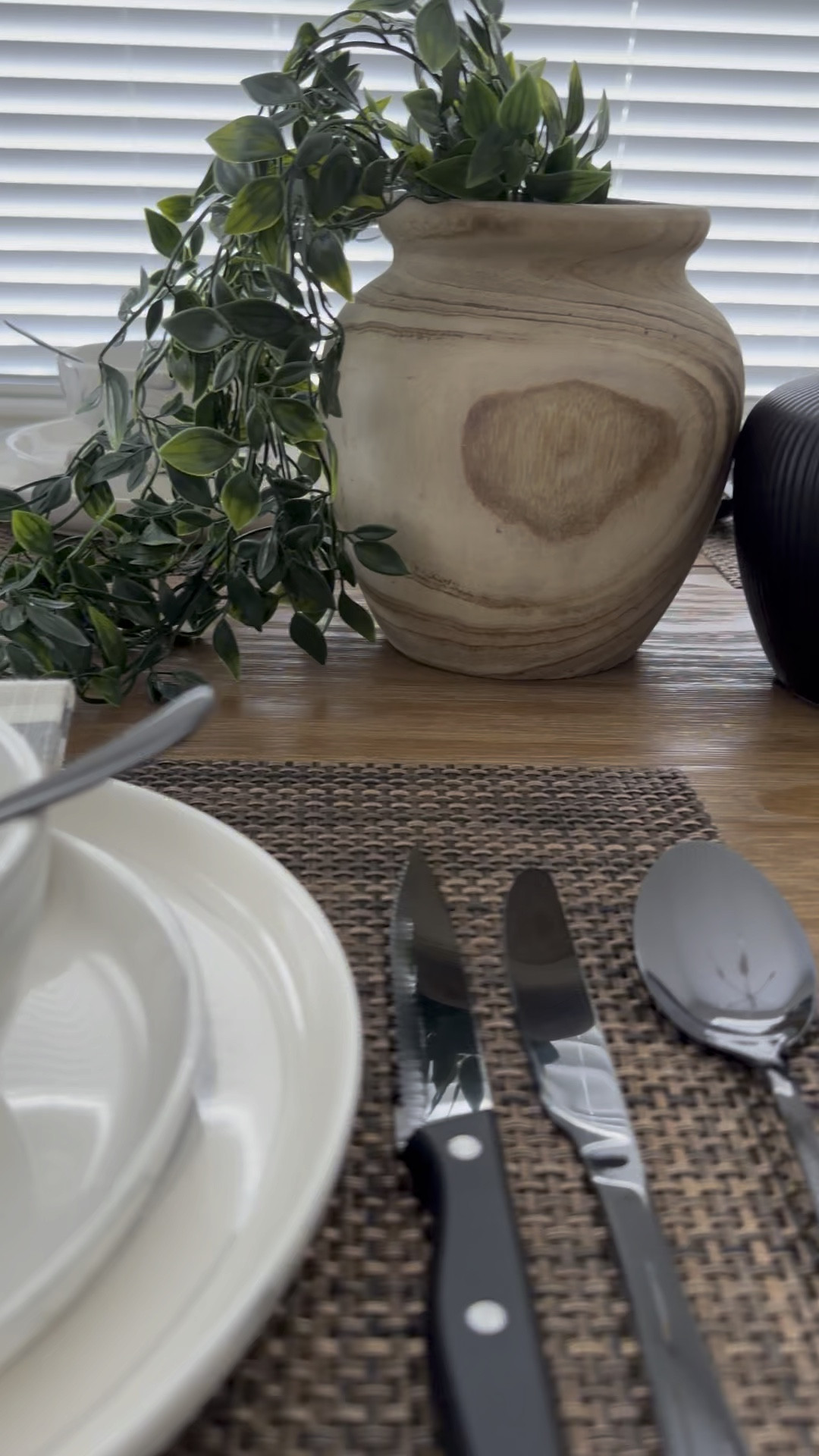 Modern Rustic Design. Dining table setting. Fall dining  

#LTKHome #LTKVideo #LTKSeasonal