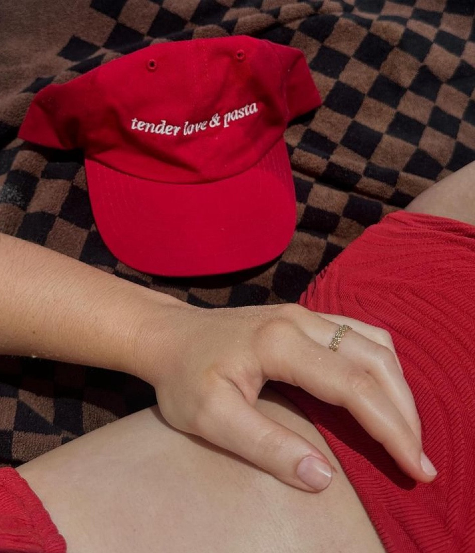 similar hat is linked! 

#LTKstyletip #LTKSeasonal #LTKaustralia