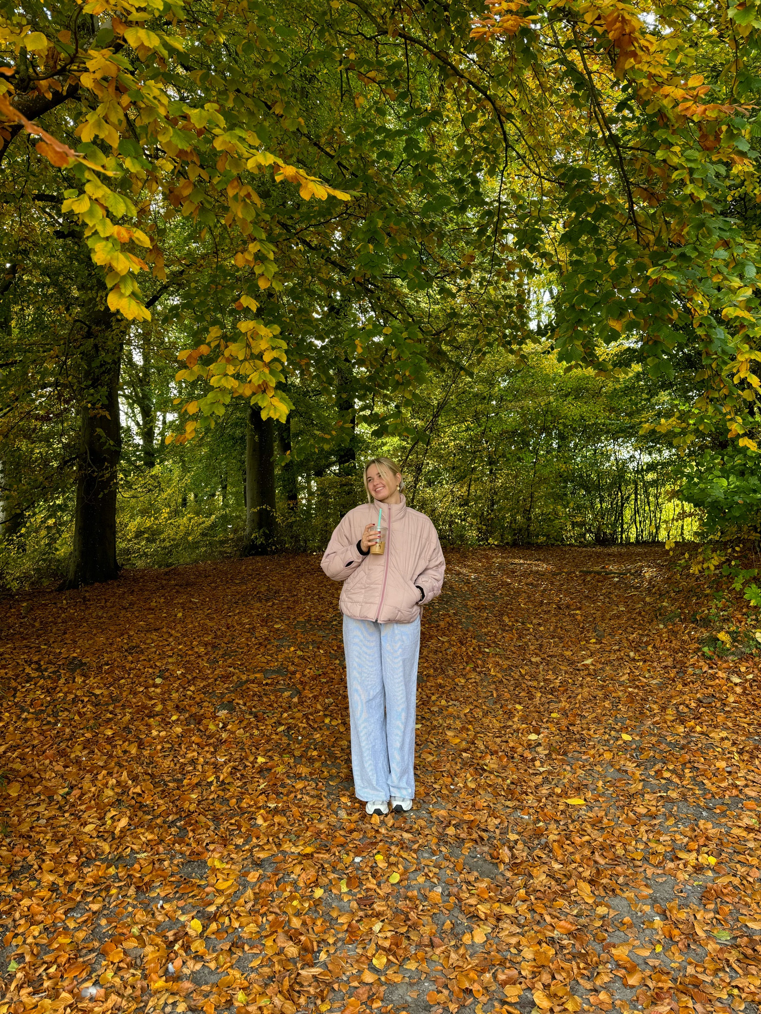 cozy fall fit!⭐️⭐️⭐️

#LTKSeasonal #LTKtravel #LTKeurope