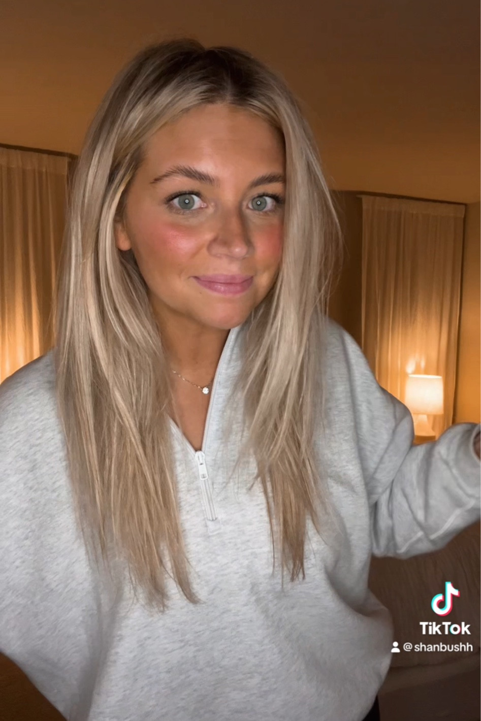 Half Zip: XL 
Mini Flares: 8 


#LTKfindsunder100 #LTKVideo #LTKstyletip