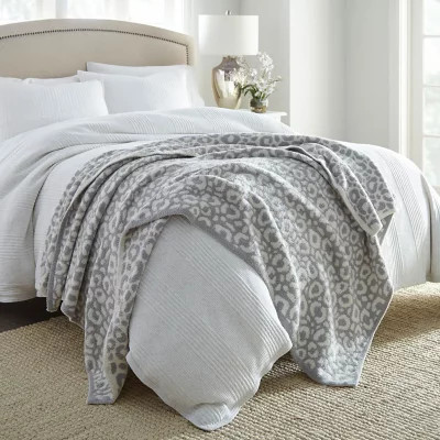 Member's Mark Animal Print Cozy Knit Throw (Assorted Colors) | Sam's Club