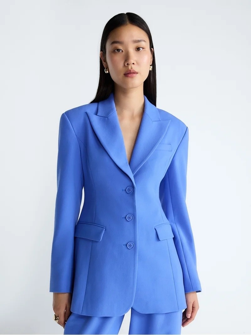 Scoop Wears Prada Scoop Collection Women's and Women’s Plus Single Breasted Fitted Blazer