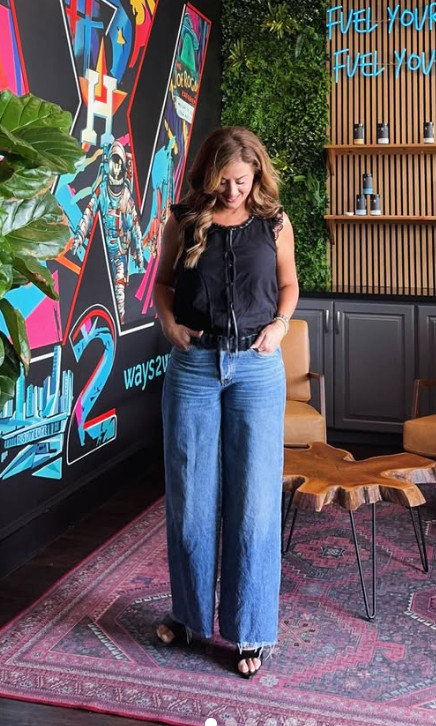 Summer outfit for a girls night out! Linked similar options!

#LTKootd #LTKSeasonal #LTKOver40