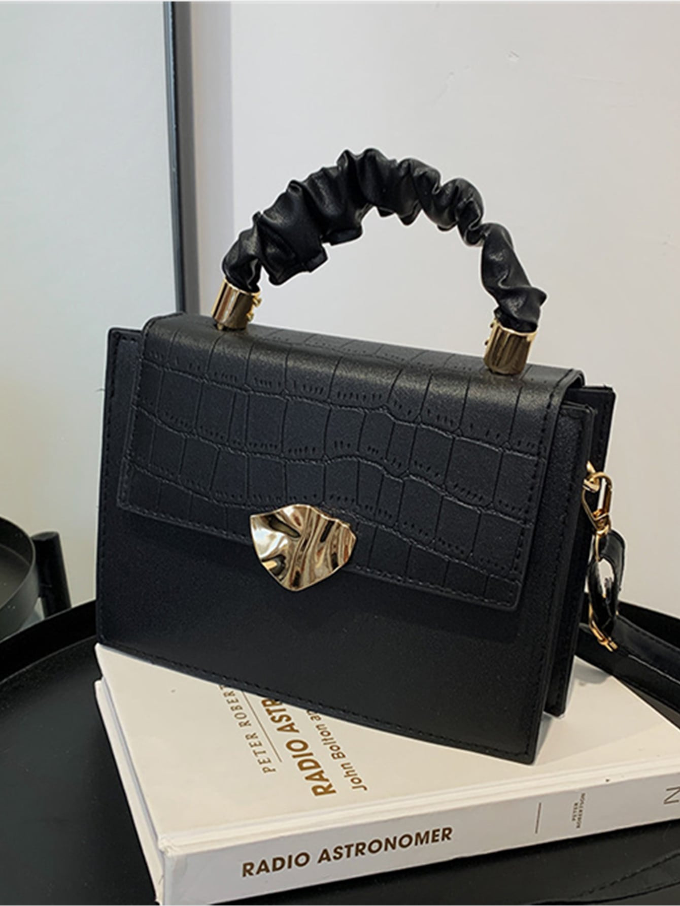 Croc Embossed Square Bag | ROMWE