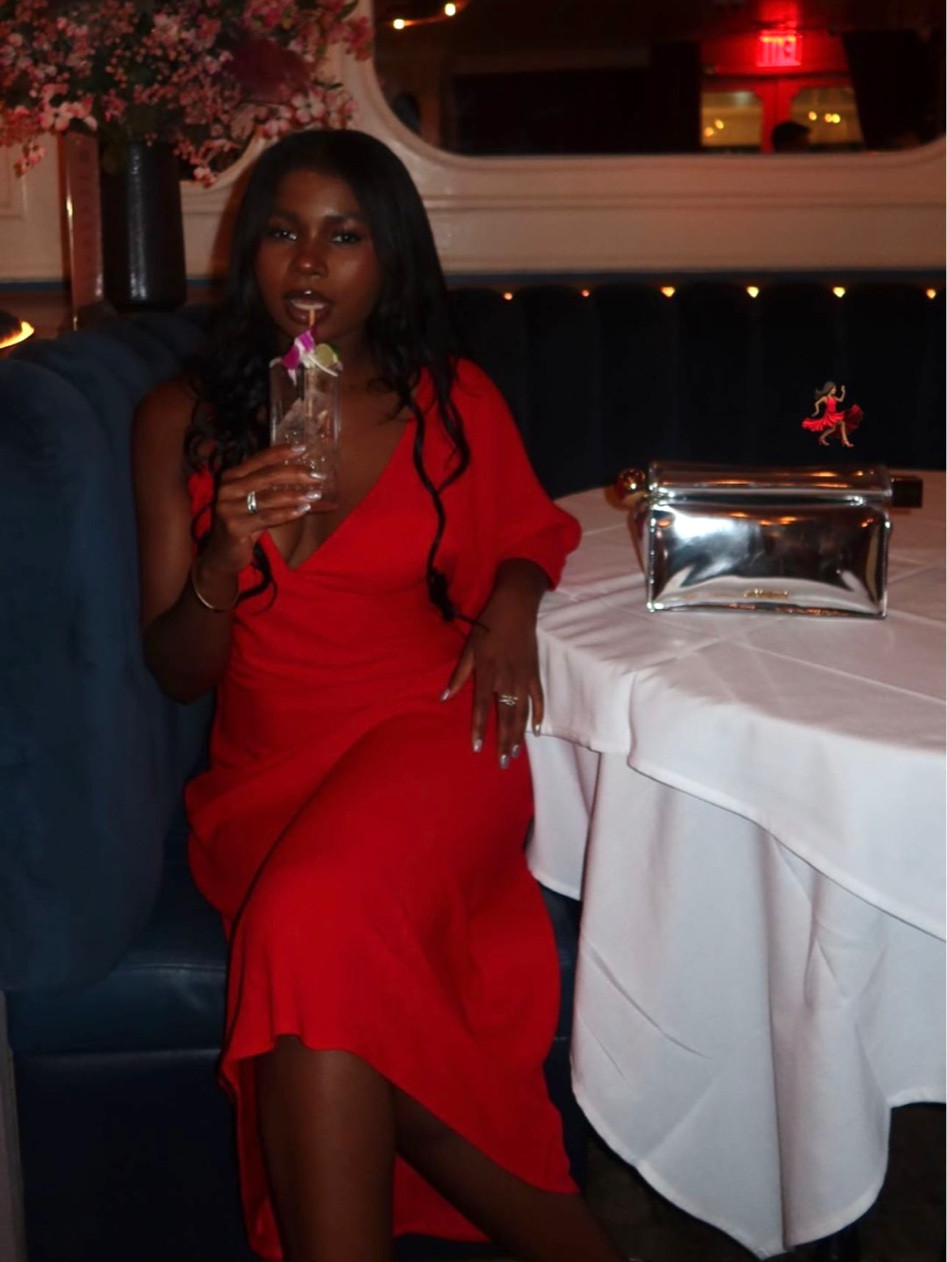 this red dress is everything. similar dresses are linked!

#LTKSeasonal #LTKstyletip