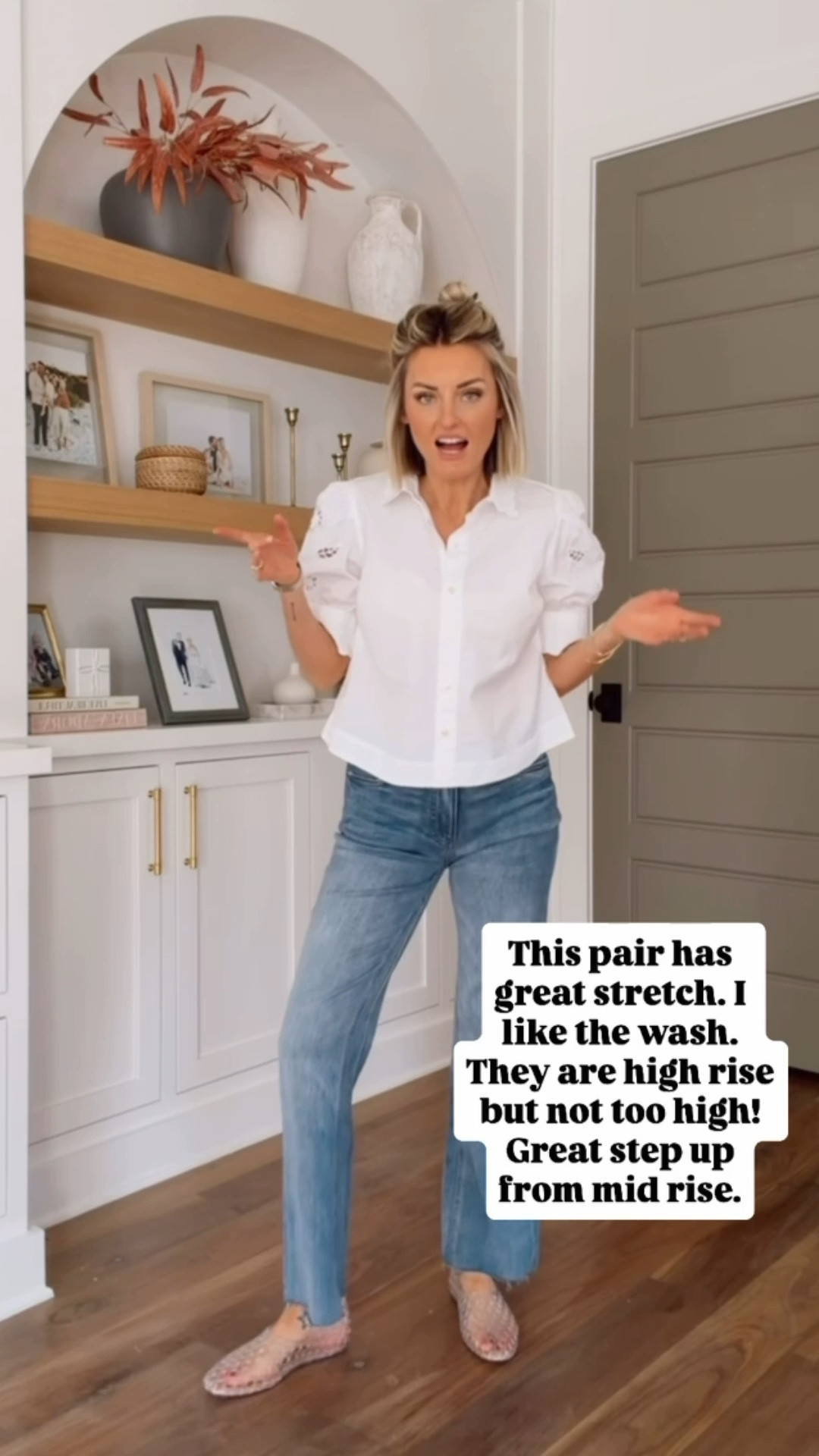 I love that this pair has some stretch! So great for postpartum! I also love the raw hem! Wearing size 4.

Loverly Grey, Avara, women’s denim, women’s jeans, spring fashion, spring outfit ideas 

#LTKootd