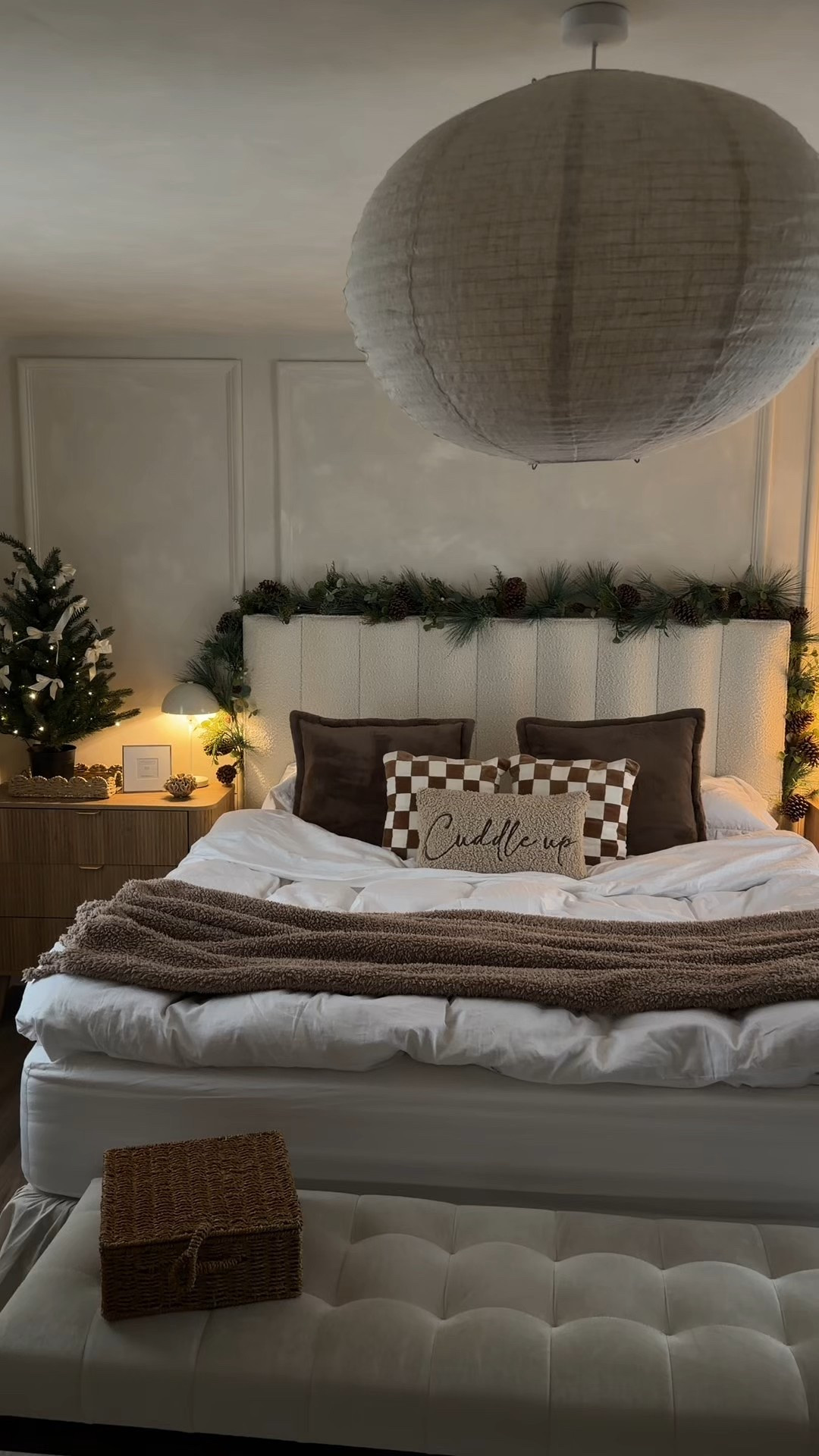 Cosy Winter Bedroom 💭🌲

#LTKuk #LTKwinter #LTKfestive