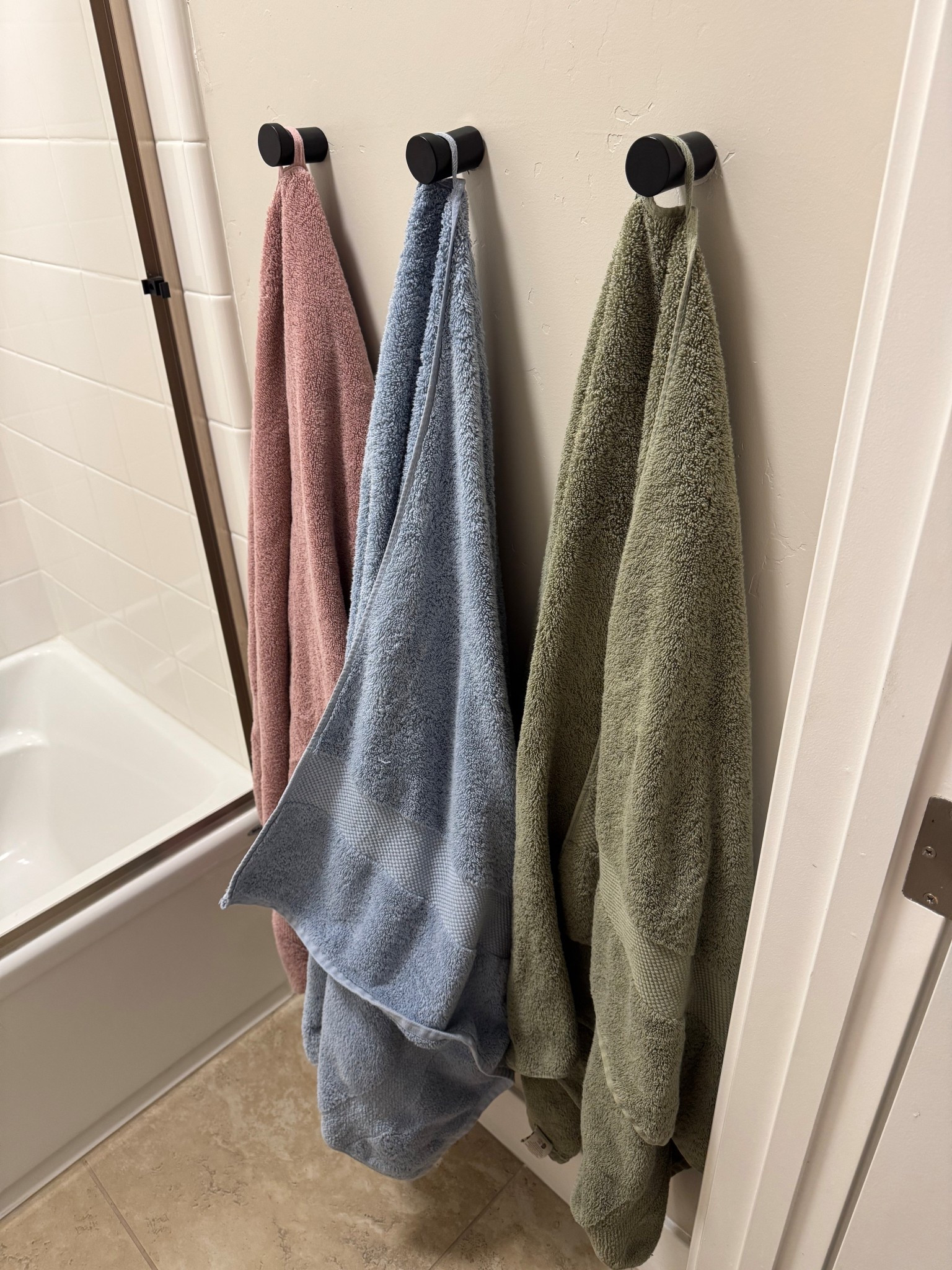Large oversized towels, perfect with a built-in hook on sale for under $10!!!

#LTKmomlife #LTKHome