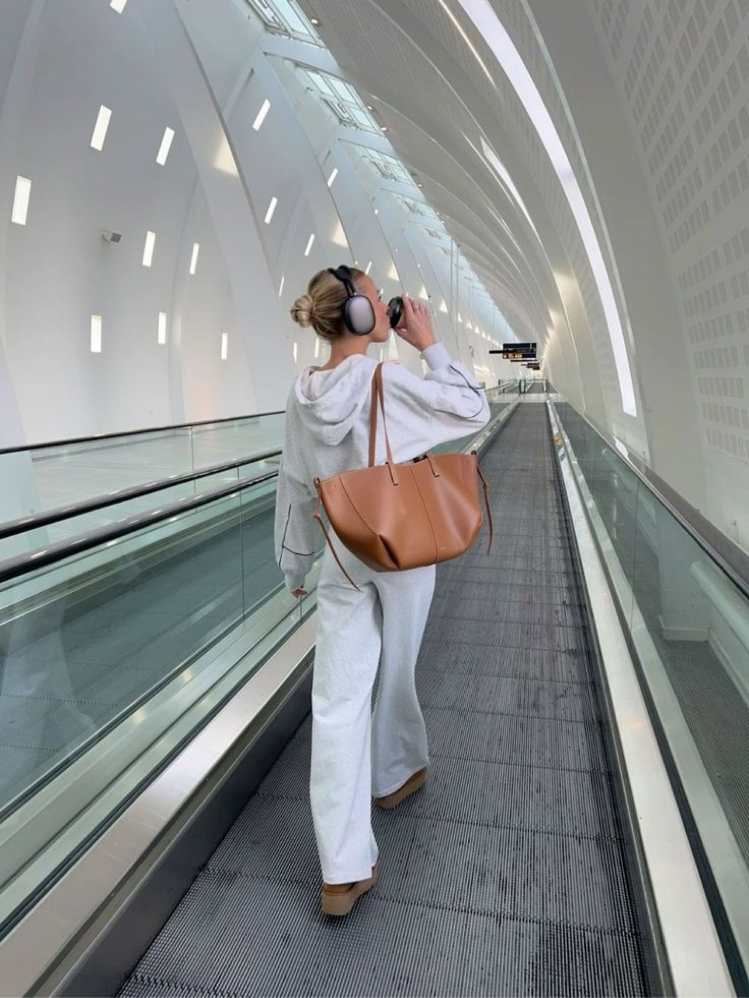 Comfy travel outfit 

#LTKTravel #LTKFindsUnder100 #LTKStyleTip